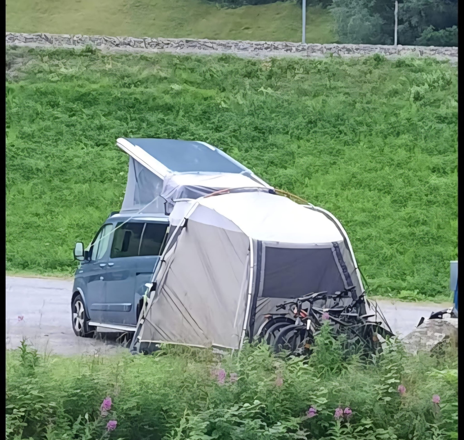 FORD 2.0 TDCi 185 Camper Trend-image-4