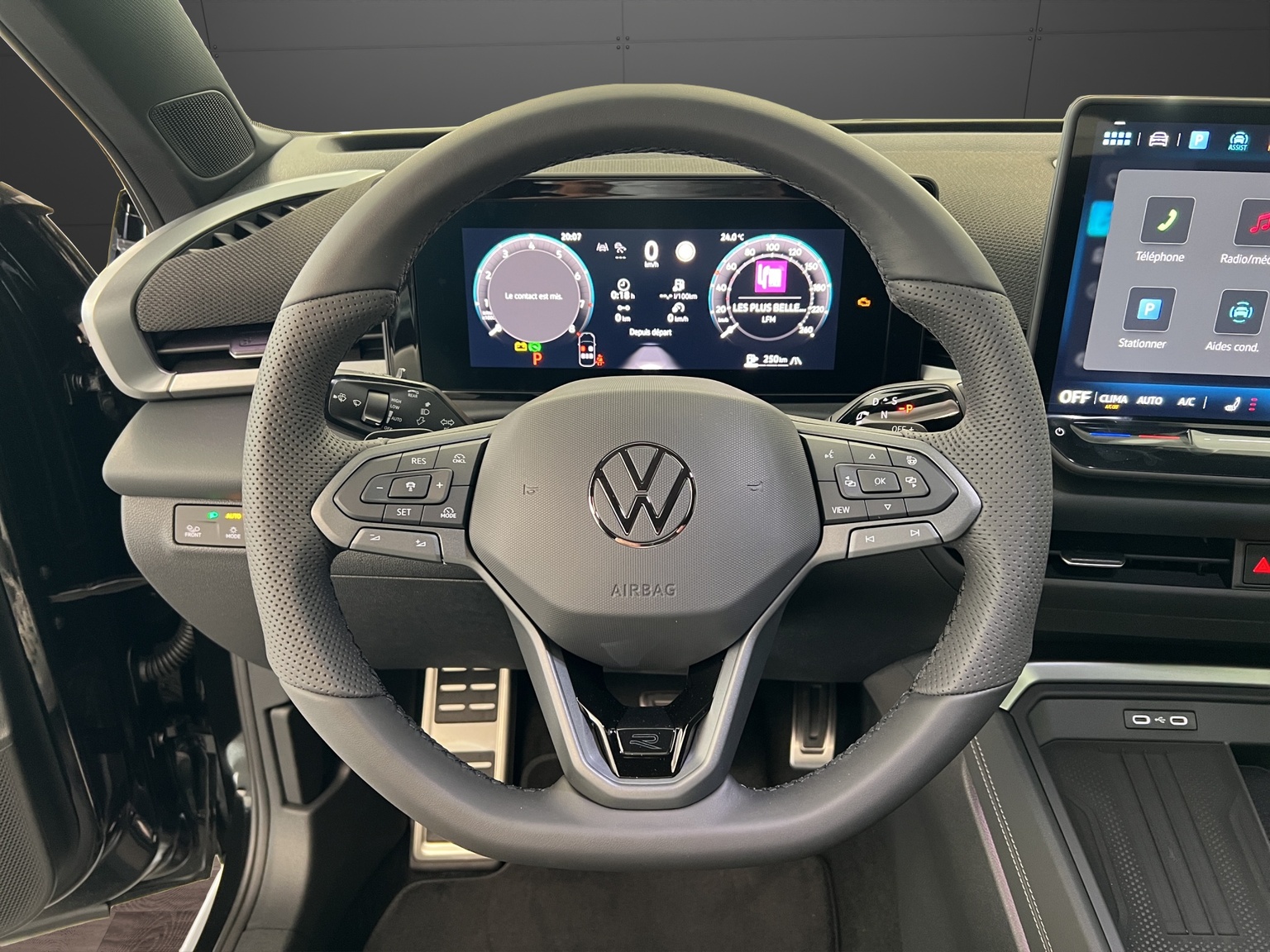 VW T-Roc 1.5 eTSI mHEV R-Line DSG-image-6