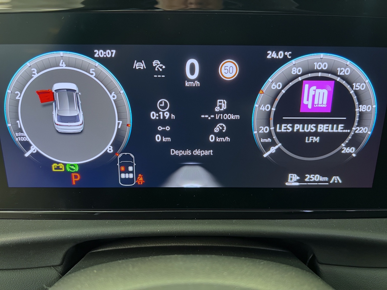 VW T-Roc 1.5 eTSI mHEV R-Line DSG-image-7