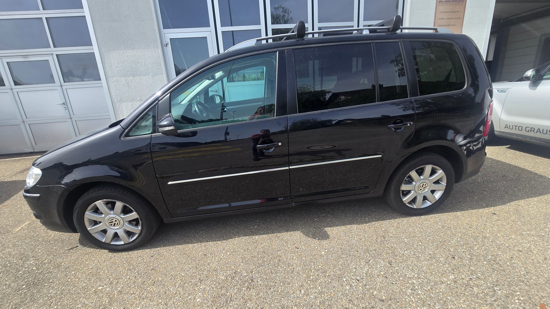 VW Touran 1.4 TSI Highline-image-14