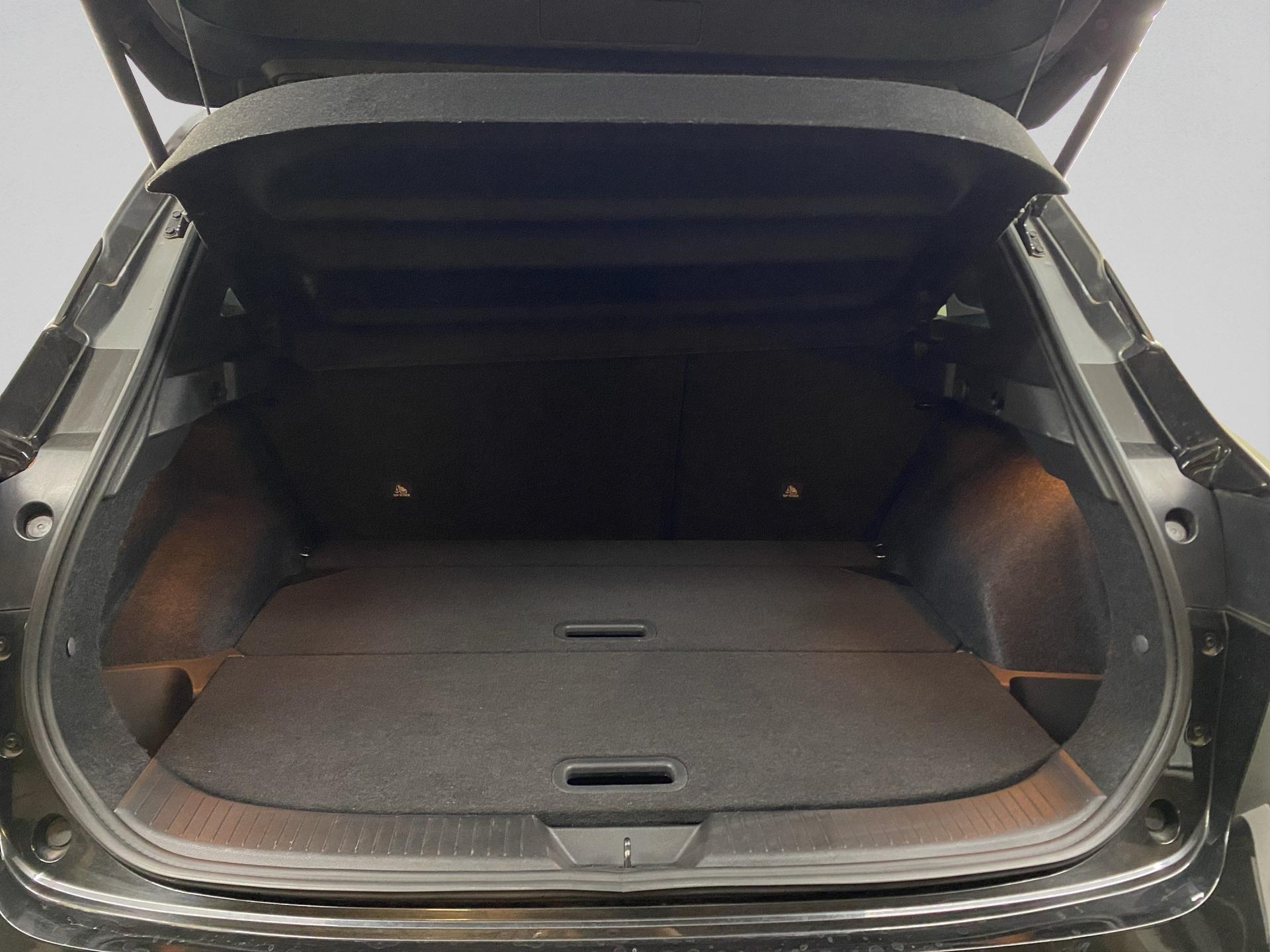 NISSAN Qashqai 1.3 DIG-T MHEV Premiere Edition Xtronic-image-13