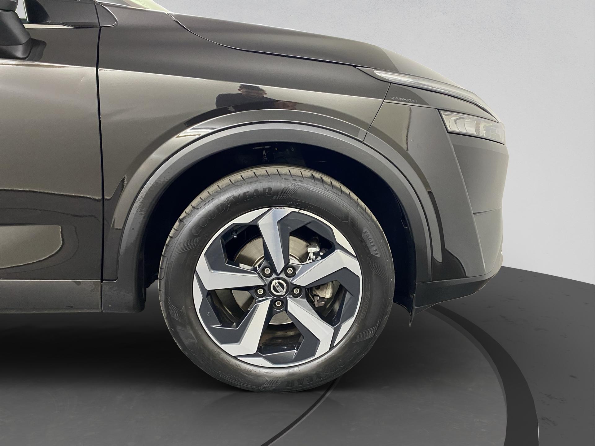 NISSAN Qashqai 1.3 DIG-T MHEV Premiere Edition Xtronic-image-15