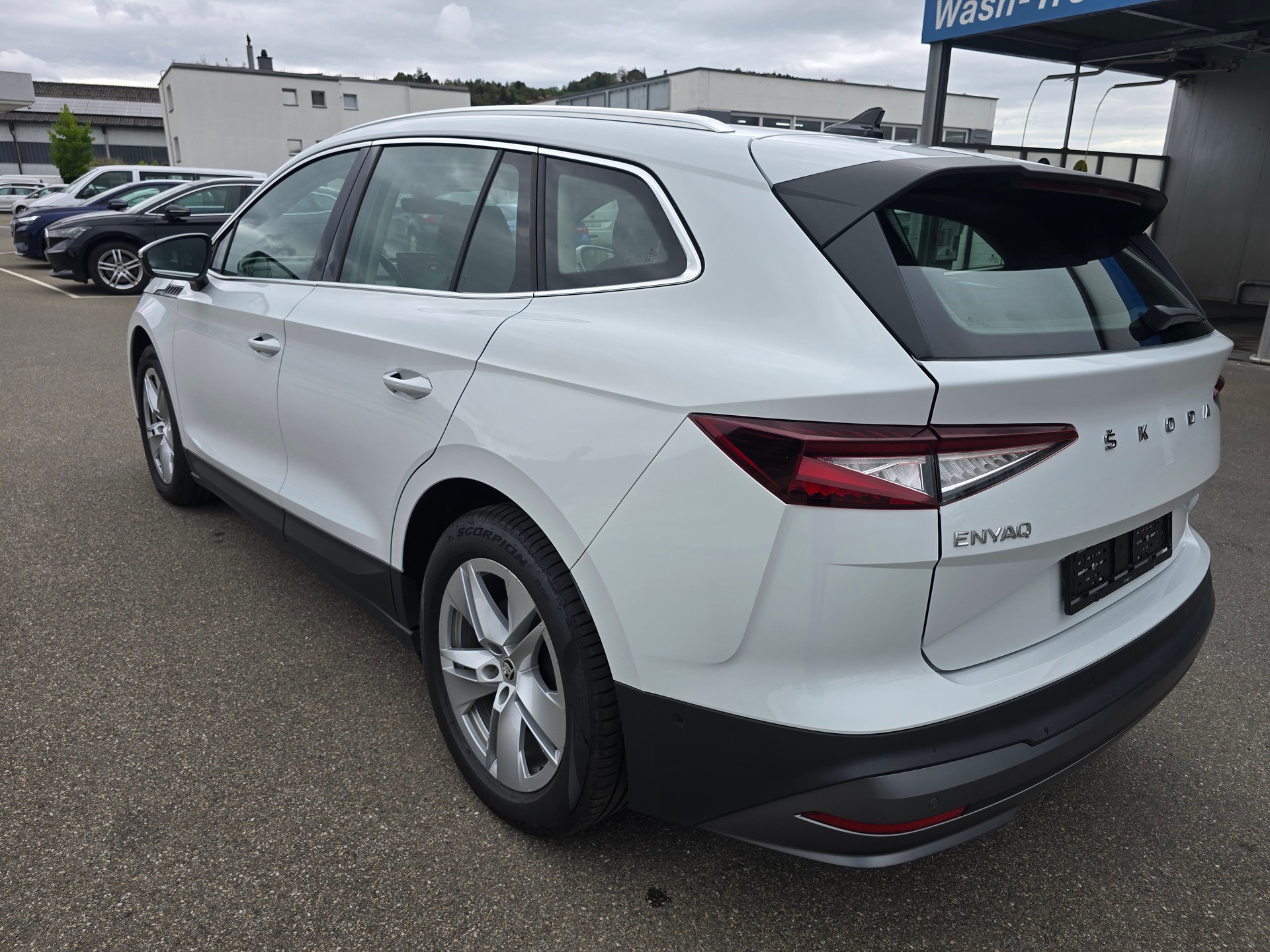 SKODA Enyaq iV 80-image-2