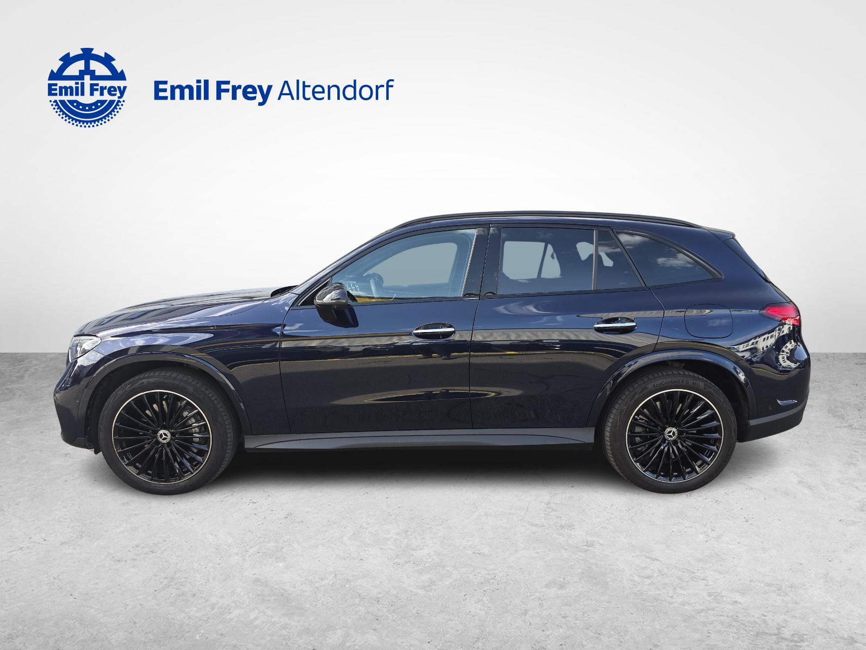 MERCEDES-BENZ GLC 300 e 4MATIC AMG Line-image-1