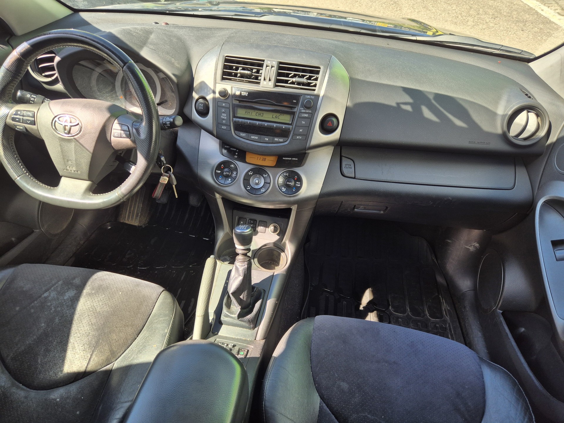 TOYOTA RAV-4 2.2D-4D Linea Luna-image-10