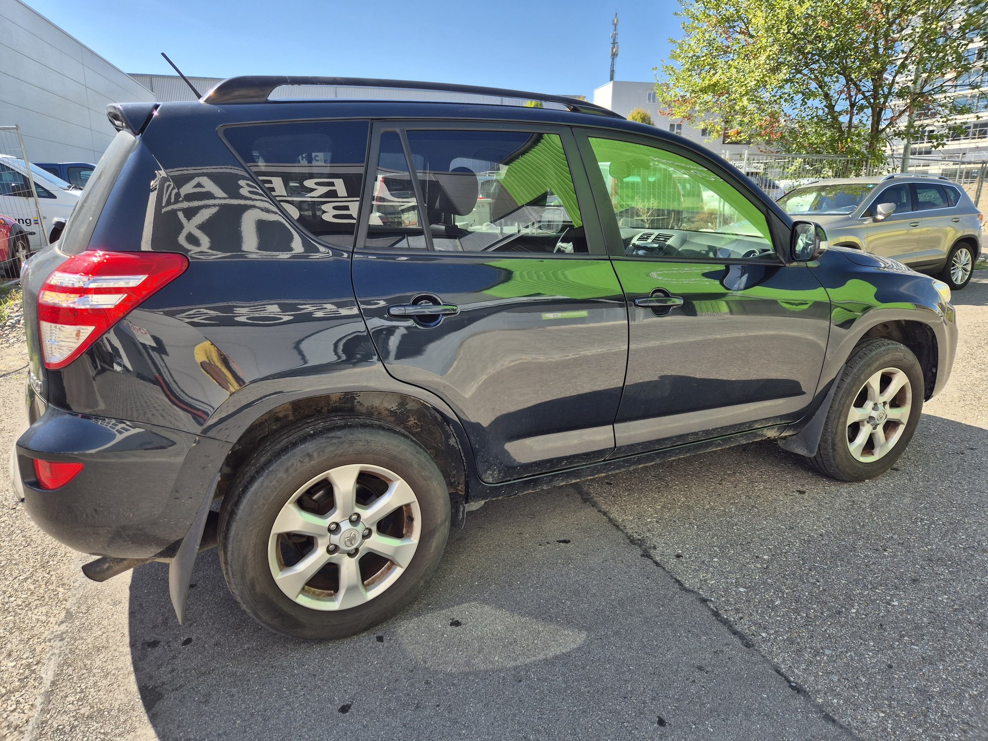 TOYOTA RAV-4 2.2D-4D Linea Luna-image-6