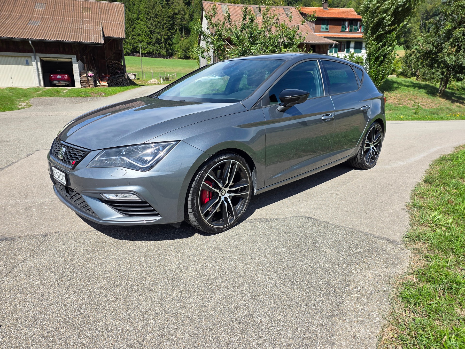 SEAT Leon 2.0 TSI Cupra R DSG-image-6