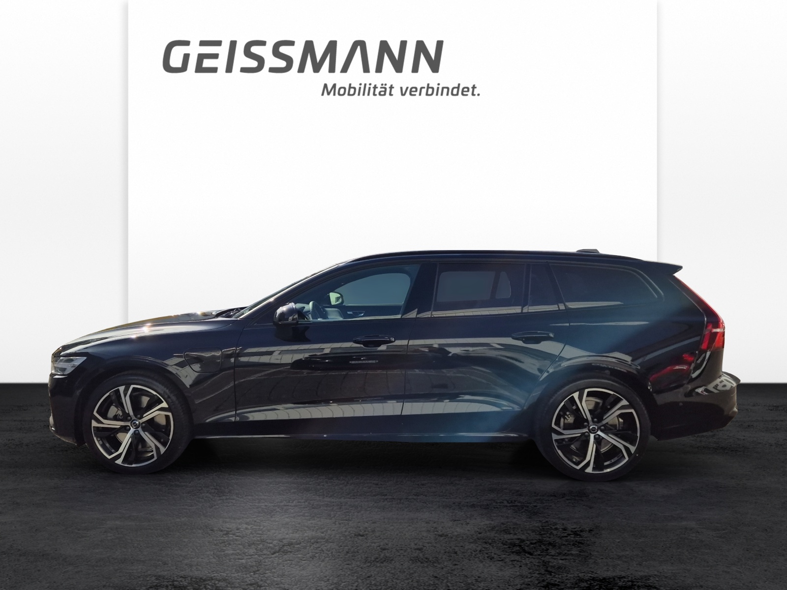 VOLVO V60 2.0 T6 TE Ultra Dark eAWD-image-2