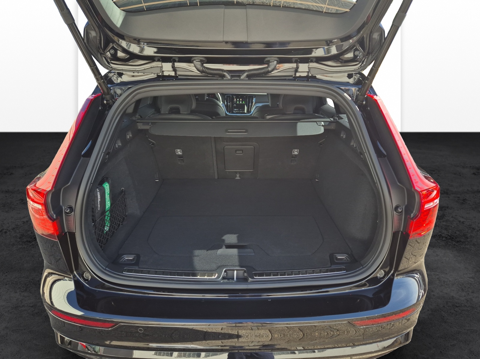 VOLVO V60 2.0 T6 TE Ultra Dark eAWD-image-18