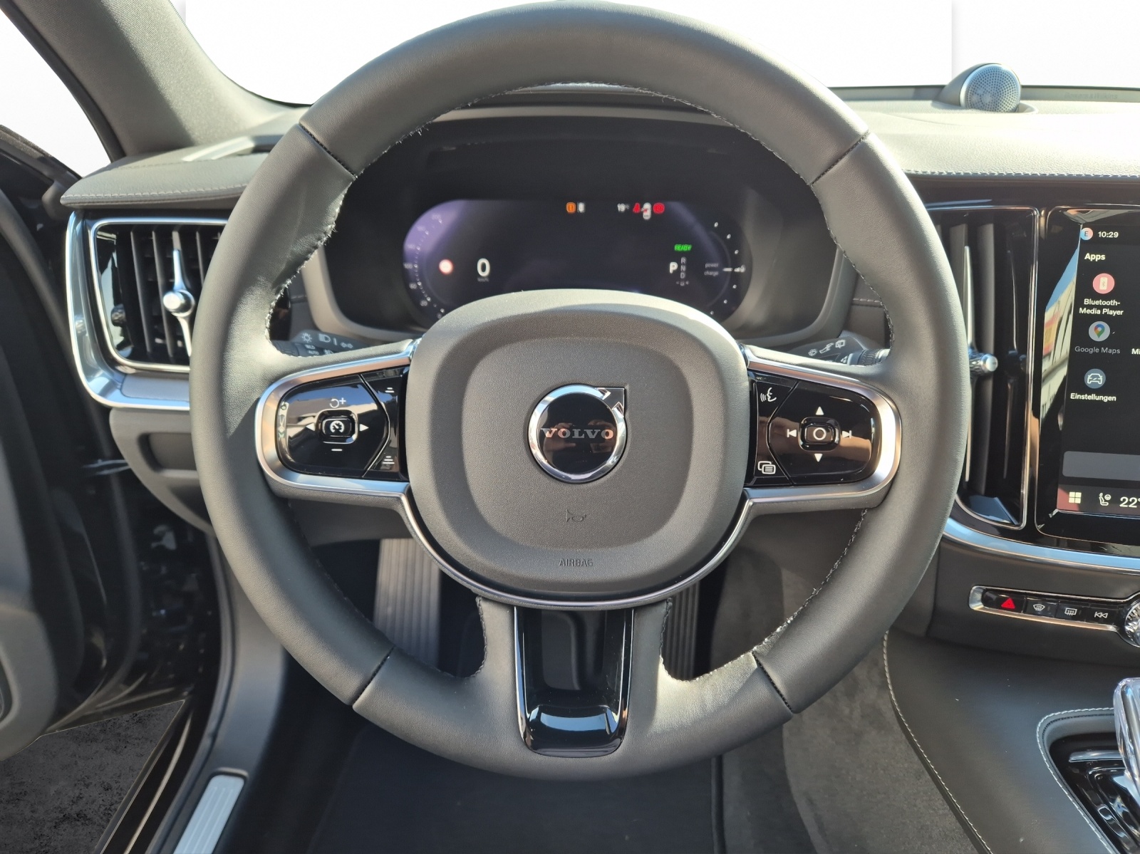 VOLVO V60 2.0 T6 TE Ultra Dark eAWD-image-9