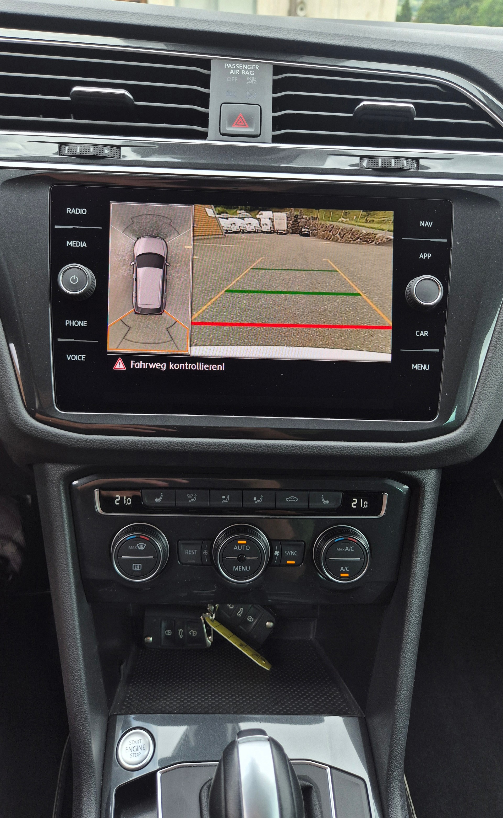 VW Tiguan 2.0TSI Highline 4Motion DSG-image-8