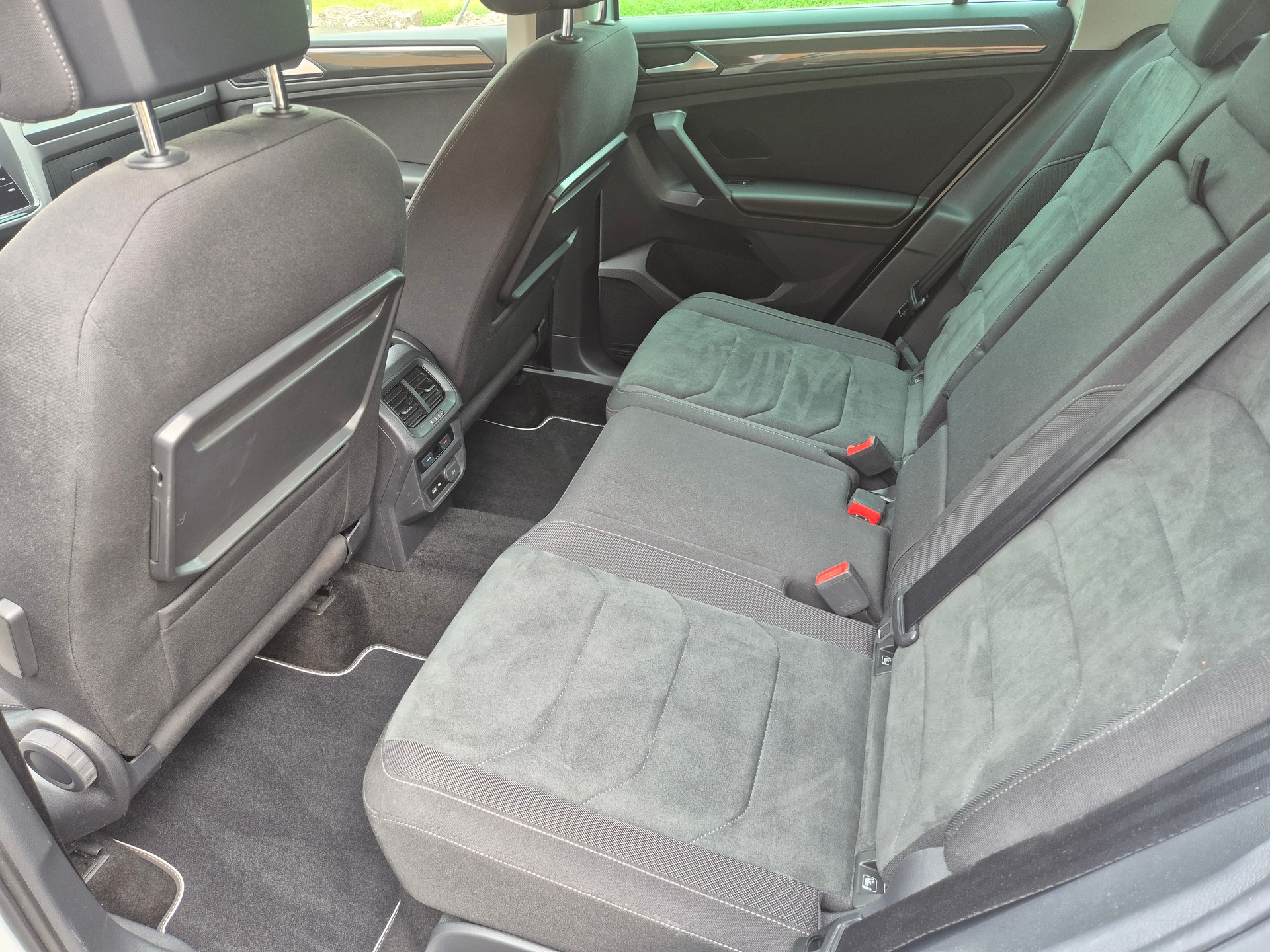 VW Tiguan 2.0TSI Highline 4Motion DSG-image-7