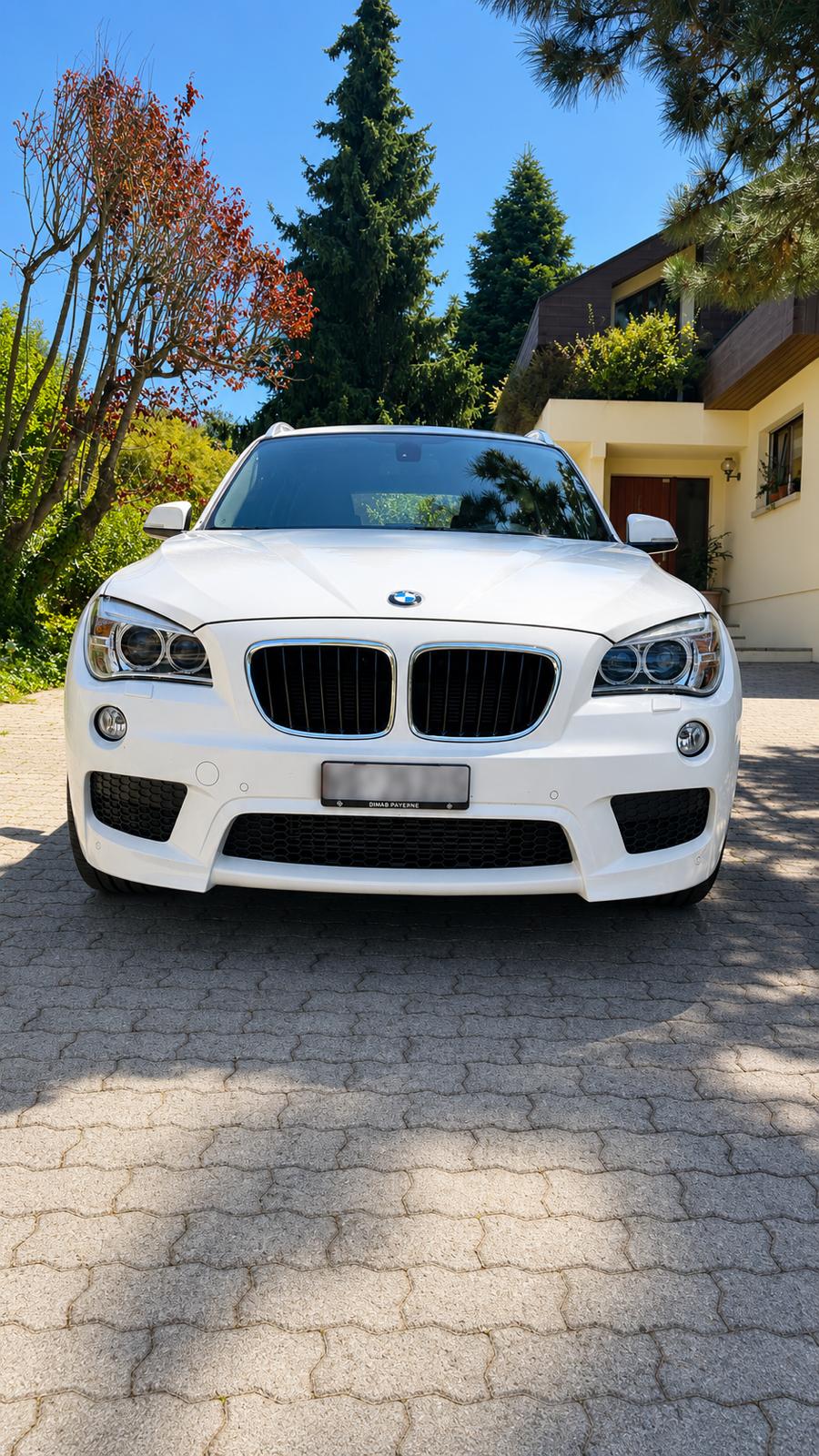 BMW 20i xDrive-image-0