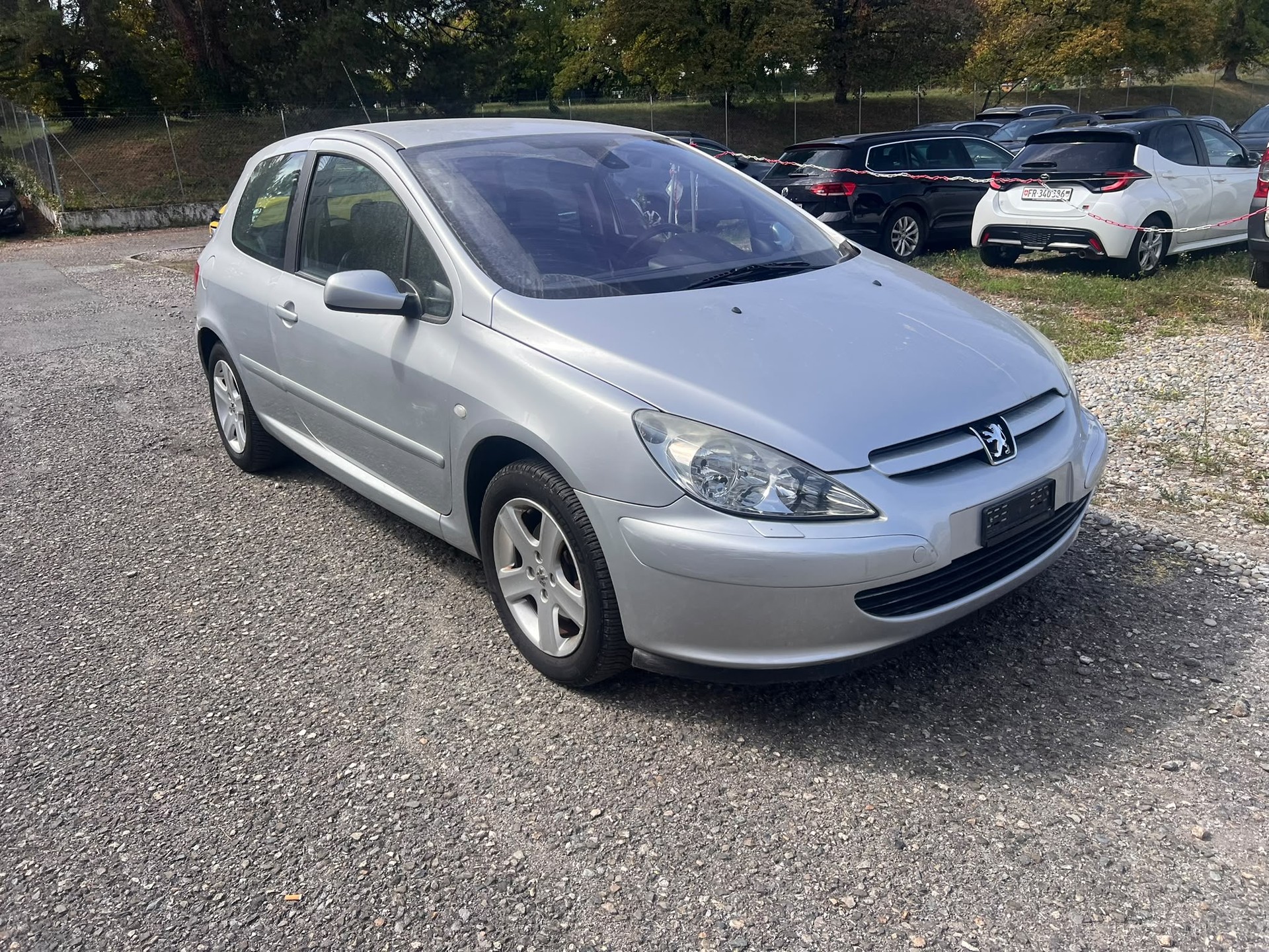 PEUGEOT 307 2.0 16V XS-image-3