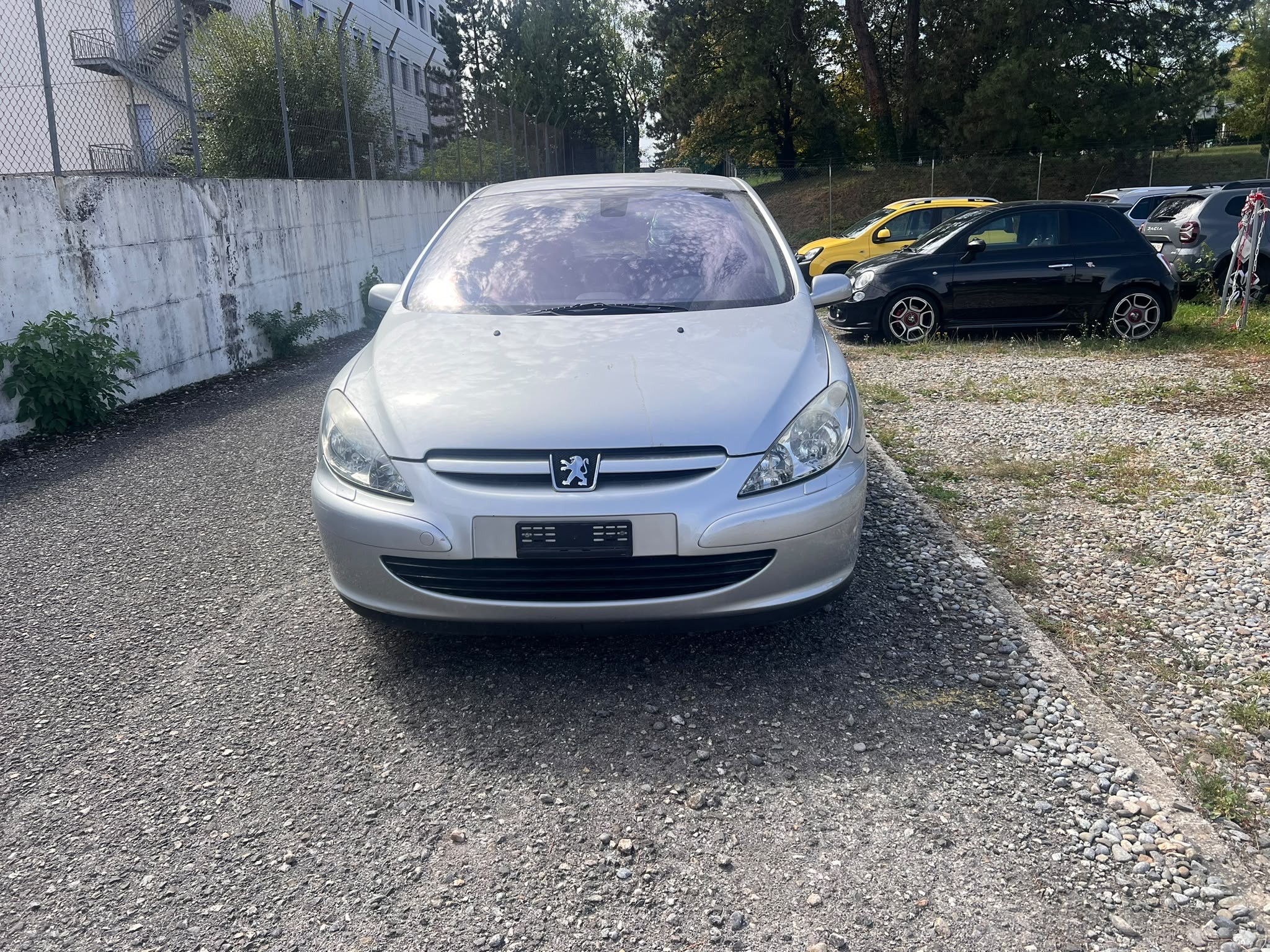 Car photo