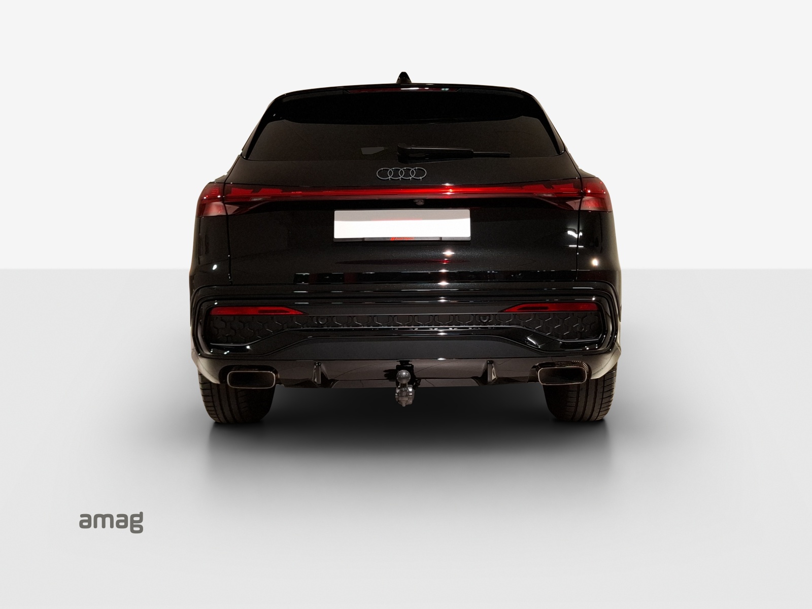 AUDI Q5 e-hybrid quattro 270 kW S-tronic-showroom-element-3