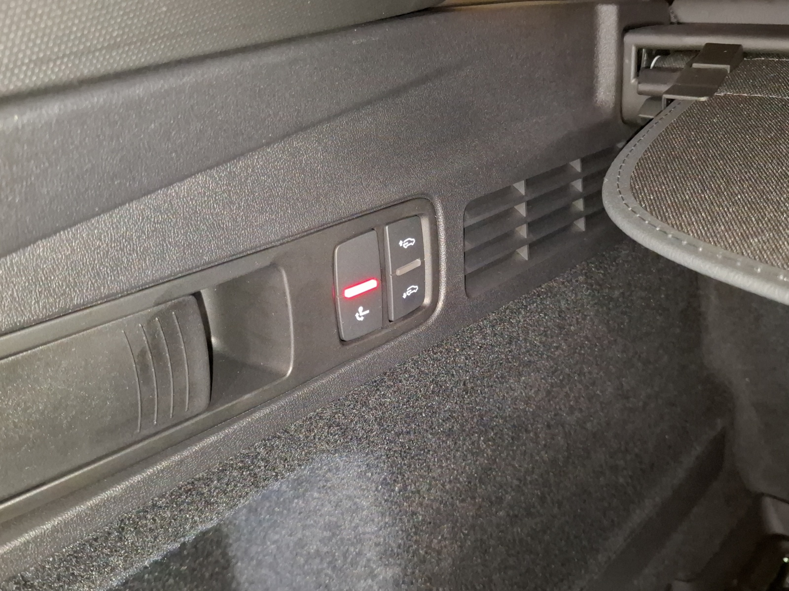AUDI Q5 e-hybrid quattro 270 kW S-tronic-image-15