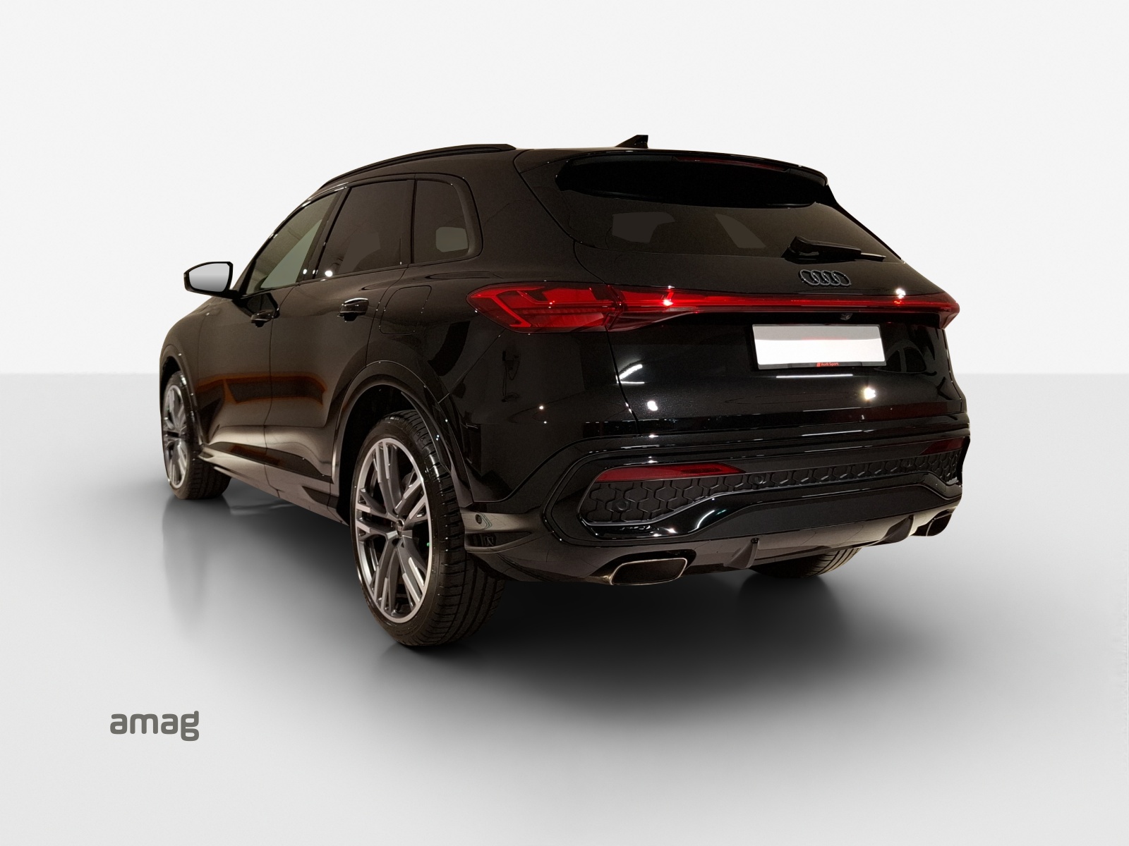 AUDI Q5 e-hybrid quattro 270 kW S-tronic-showroom-element-2