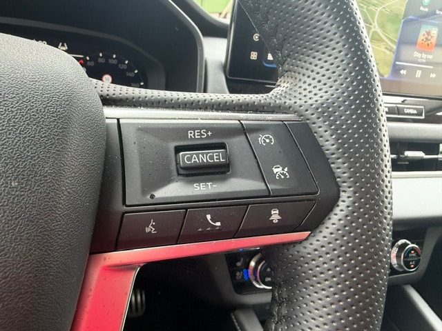 MITSUBISHI Outlander 2.4 PHEV Instyle 4WD Automatic-image-14