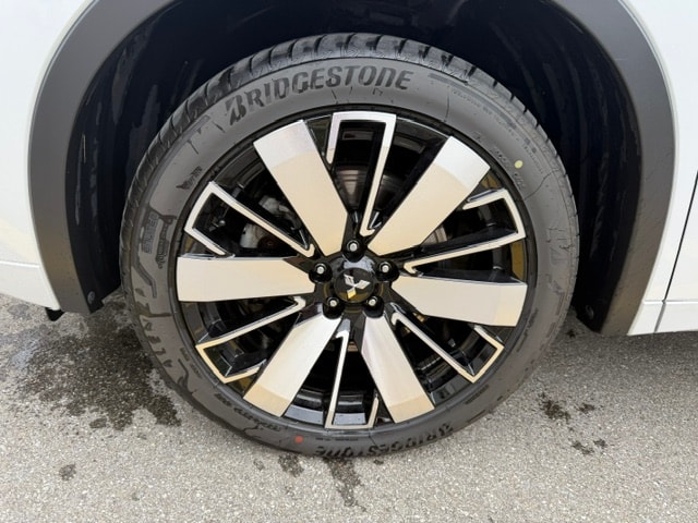 MITSUBISHI Outlander 2.4 PHEV Instyle 4WD Automatic-image-3