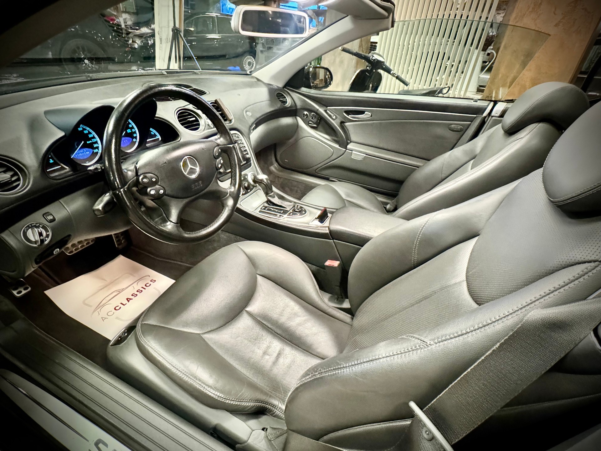 MERCEDES-BENZ SL 500 Automatic-image-19