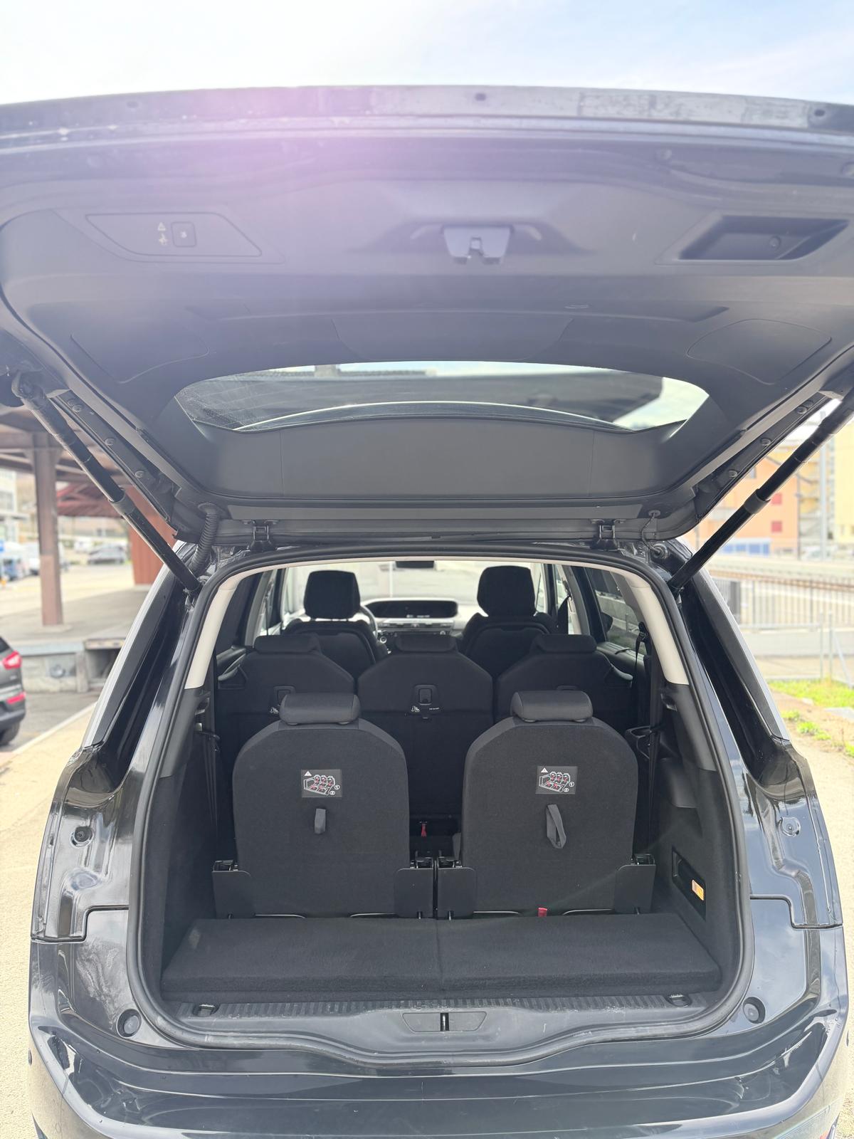 CITROEN Grand C4 Picasso 2.0 BlueHDi Exclusive-image-12