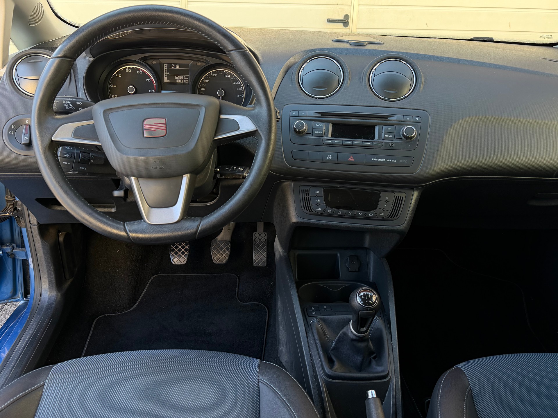 SEAT Ibiza 1.2 TSI Style ITECH*Frisch ab MFK&Service*8-Fach Räder* Top gepflegtes CH-FHZ*-image-11
