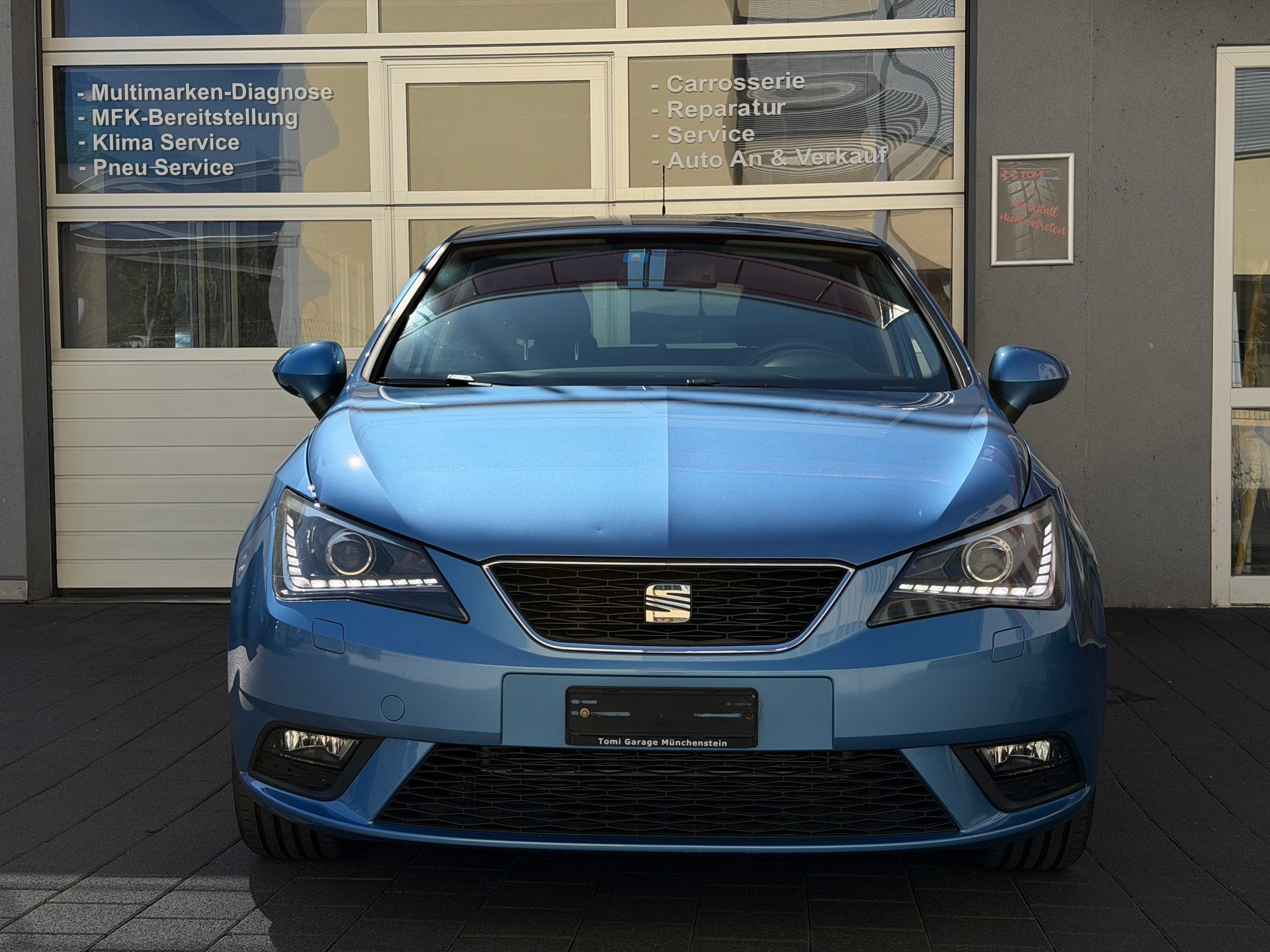 SEAT Ibiza 1.2 TSI Style ITECH*Frisch ab MFK&Service*8-Fach Räder* Top gepflegtes CH-FHZ*-image-2