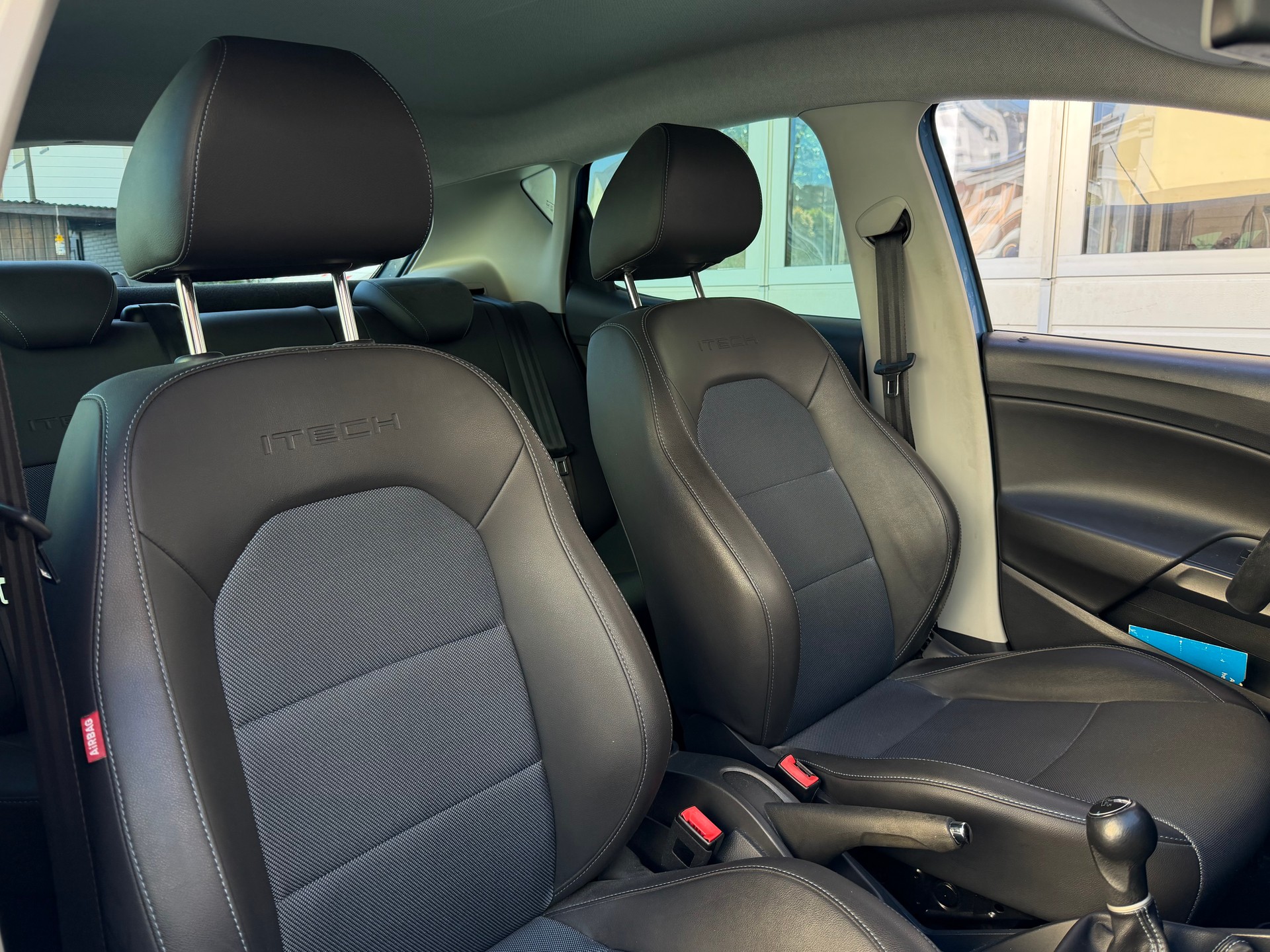 SEAT Ibiza 1.2 TSI Style ITECH*Frisch ab MFK&Service*8-Fach Räder* Top gepflegtes CH-FHZ*-image-12