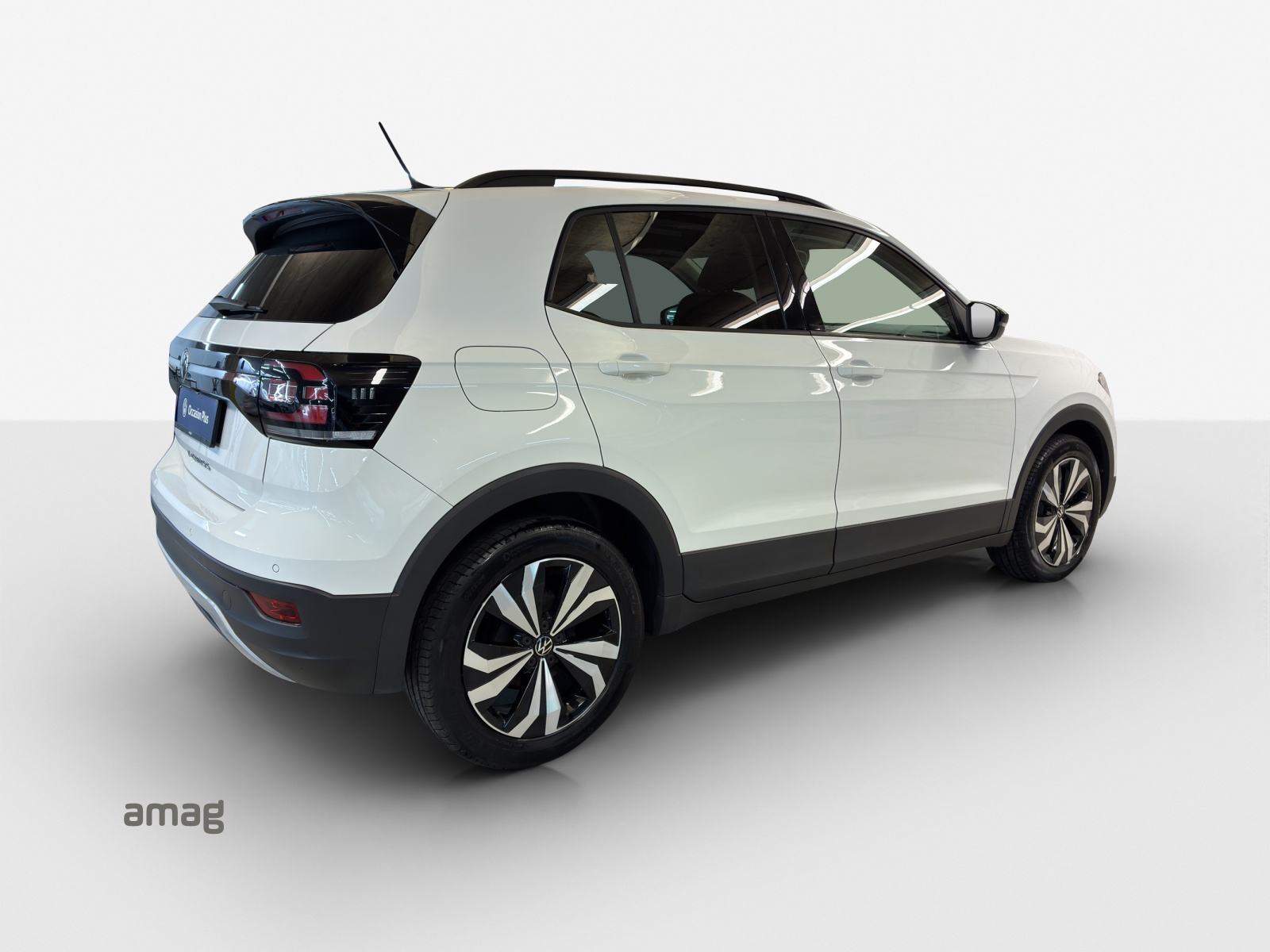 VW T-Cross 1.0 TSI Life-image-4