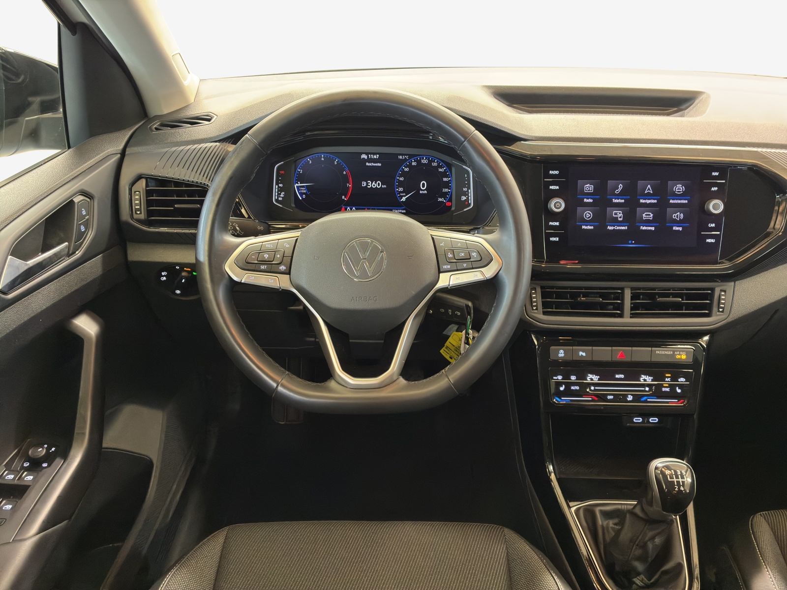 VW T-Cross 1.0 TSI Life-image-8