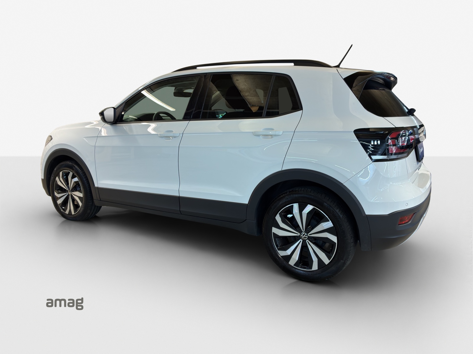 VW T-Cross 1.0 TSI Life-image-2