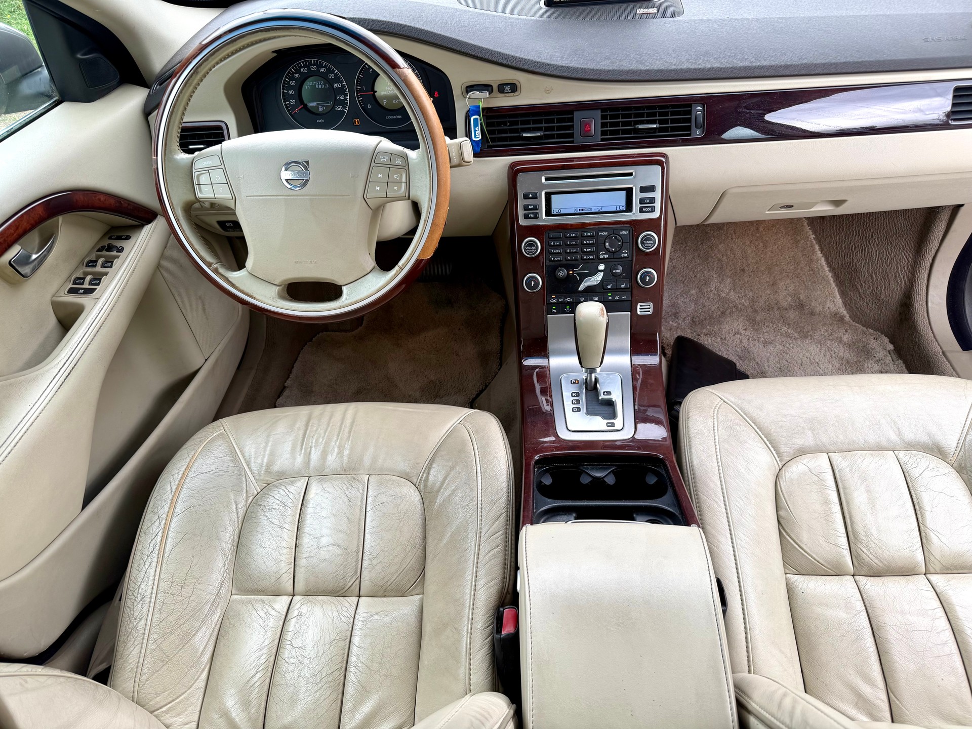 VOLVO S80 D5 AWD EXECUTIVE Geartronic-image-7