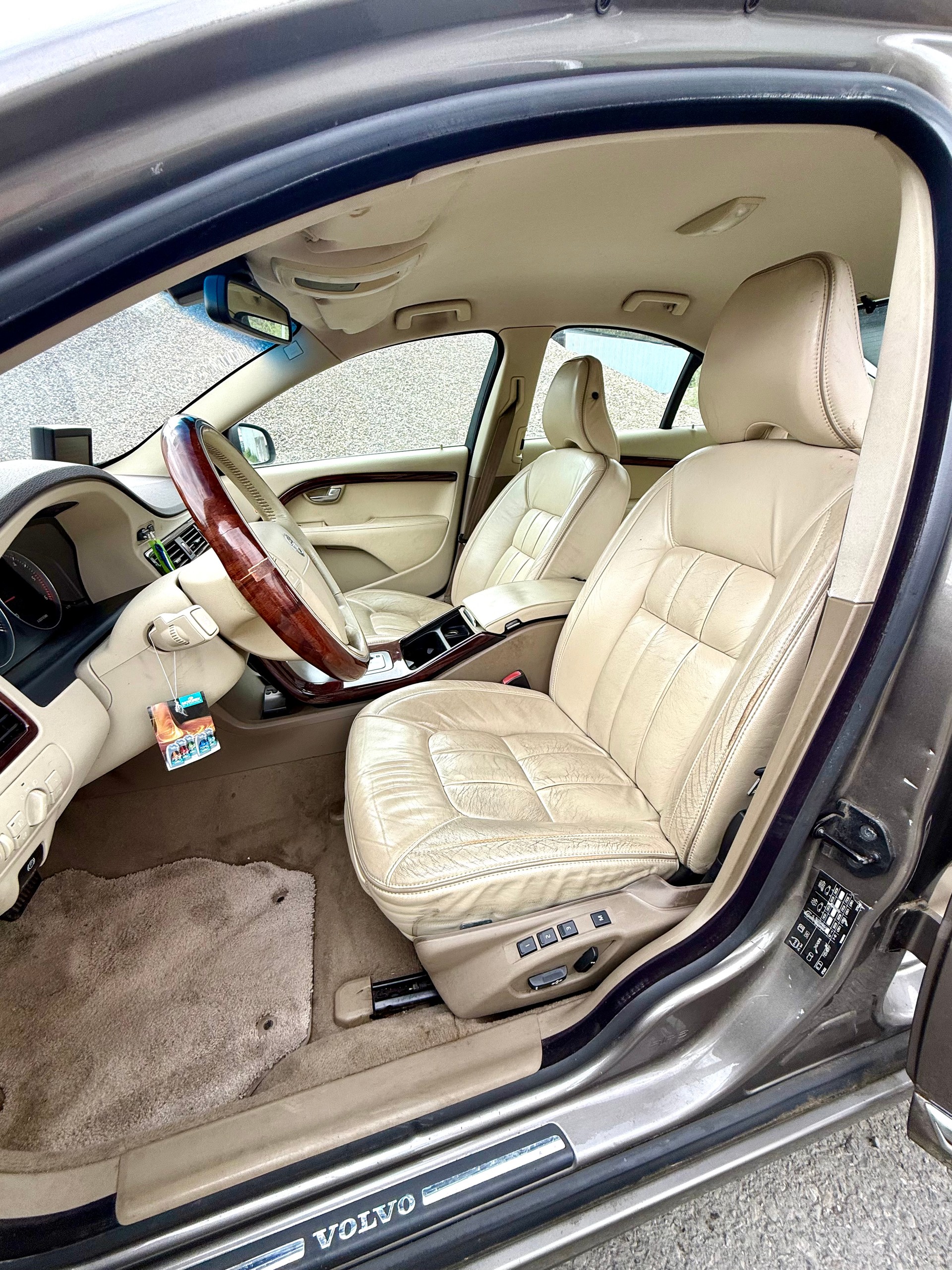 VOLVO S80 D5 AWD EXECUTIVE Geartronic-image-6