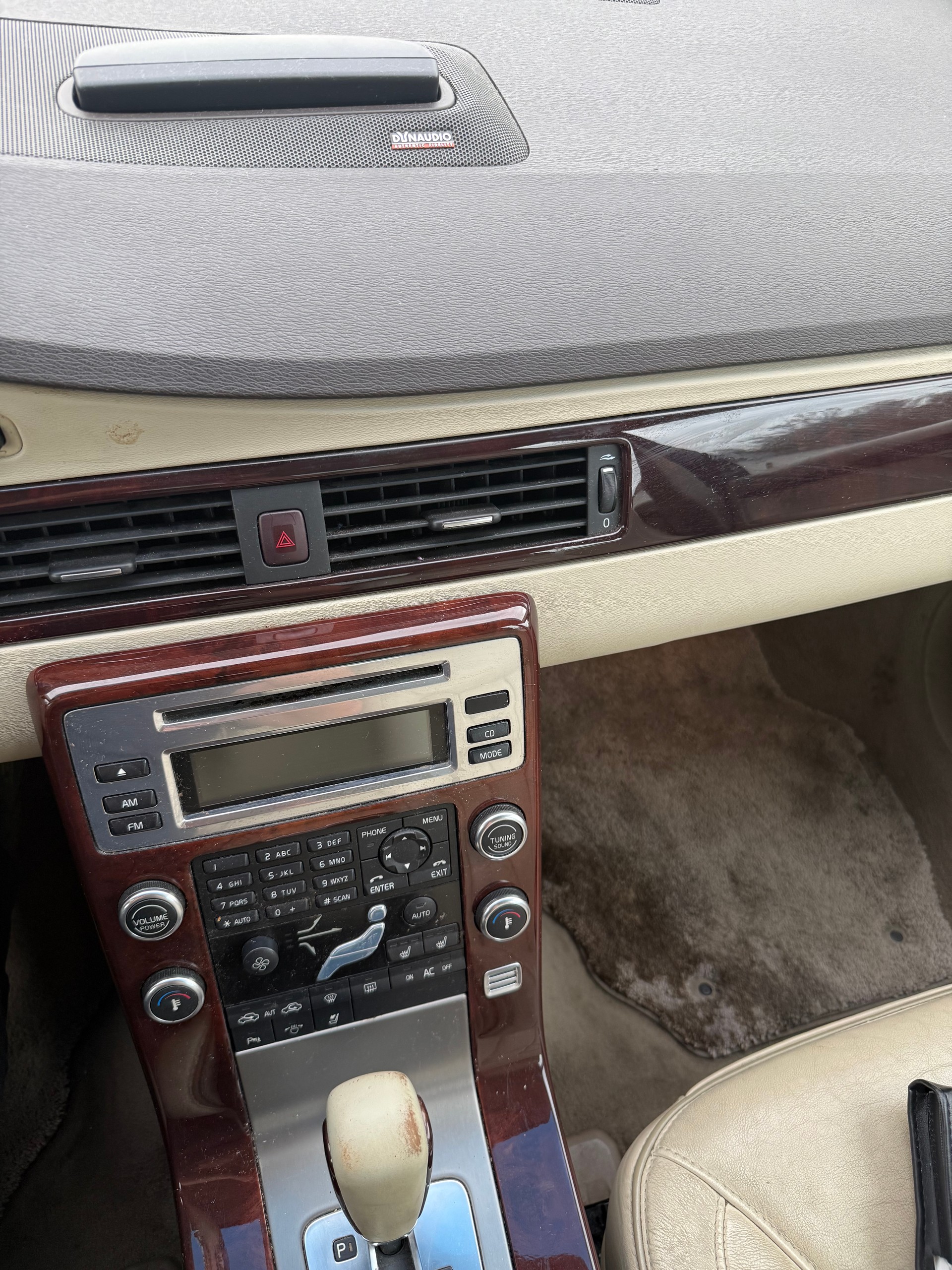 VOLVO S80 D5 AWD EXECUTIVE Geartronic-image-9