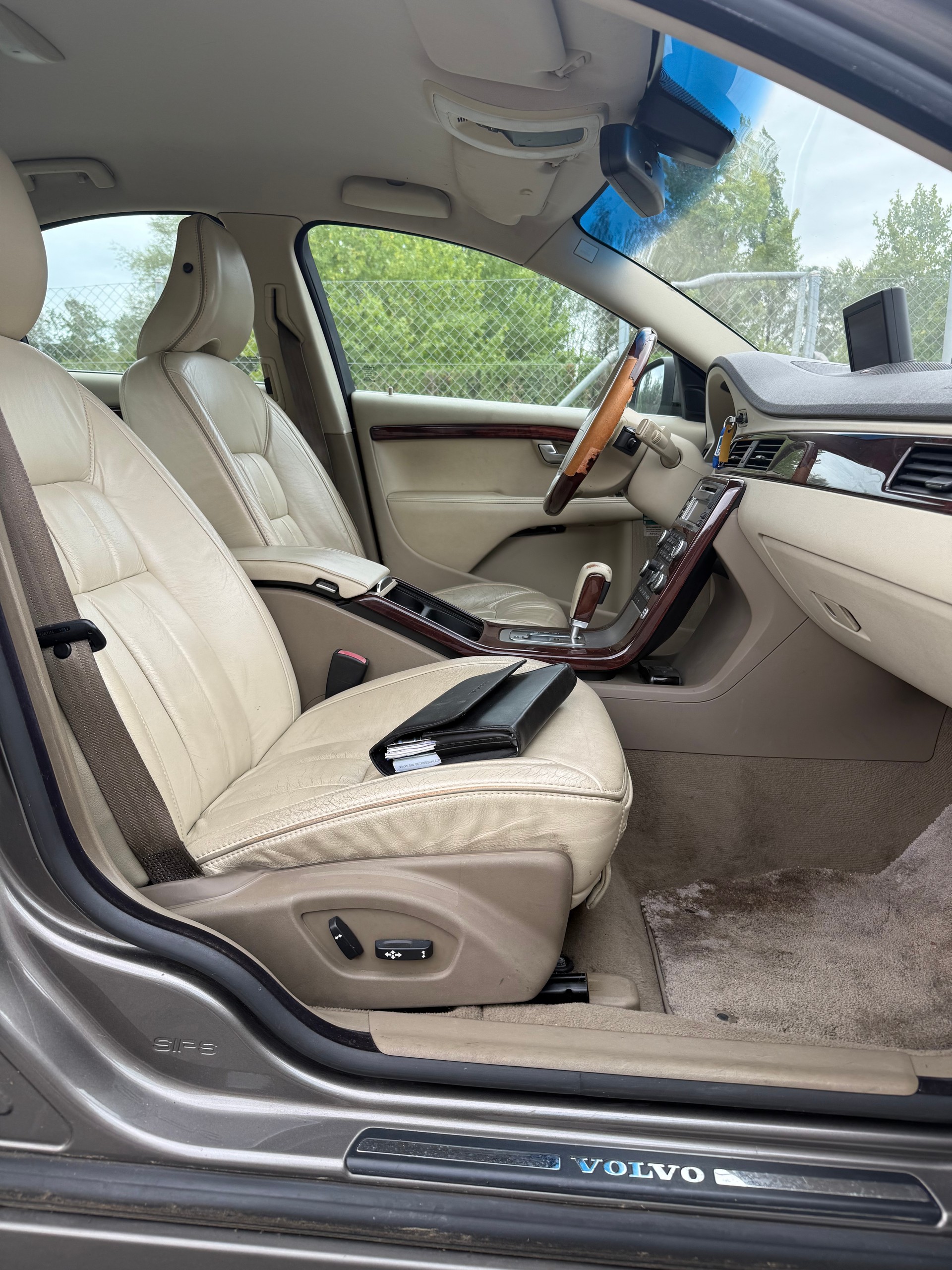 VOLVO S80 D5 AWD EXECUTIVE Geartronic-image-11