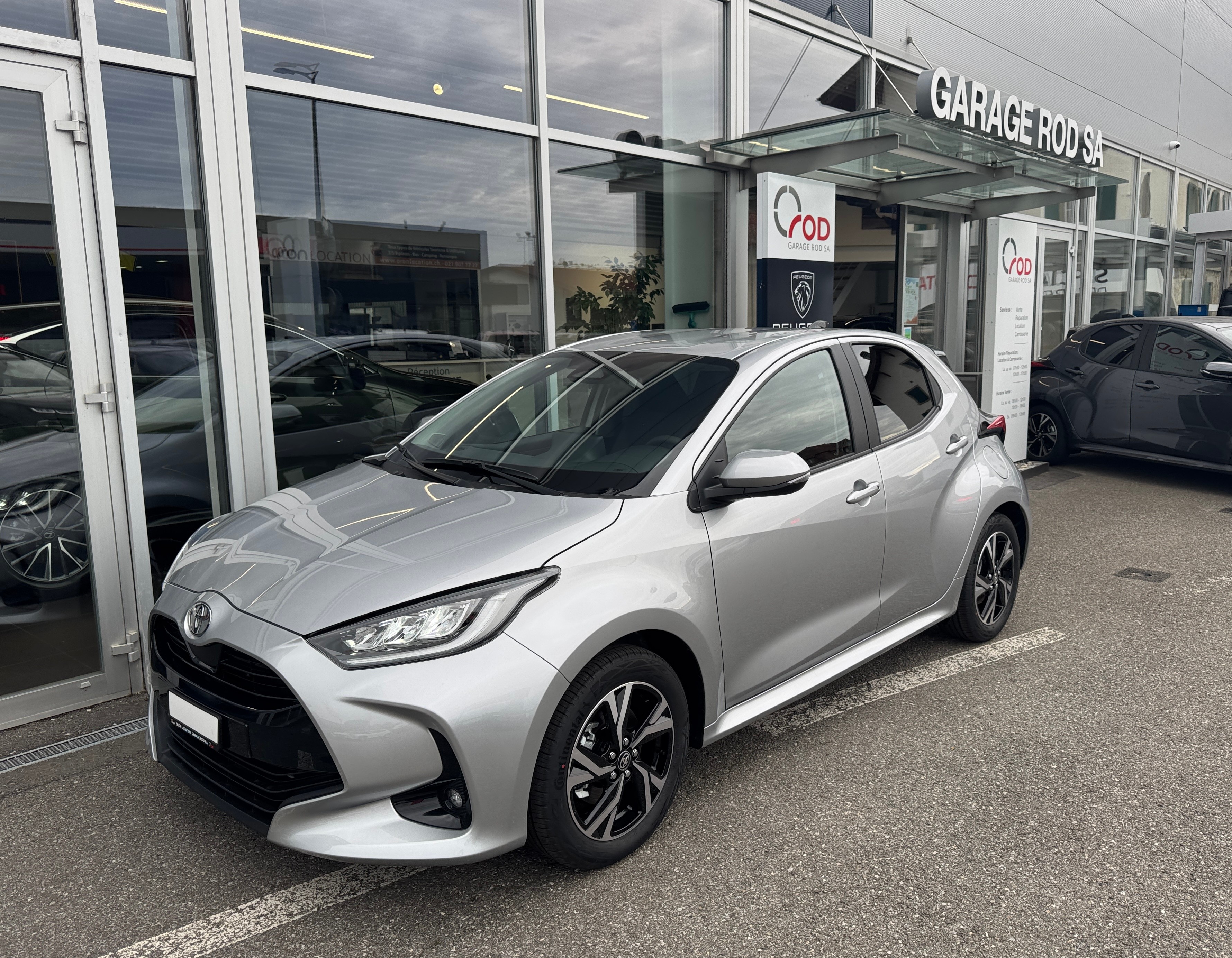Car photo