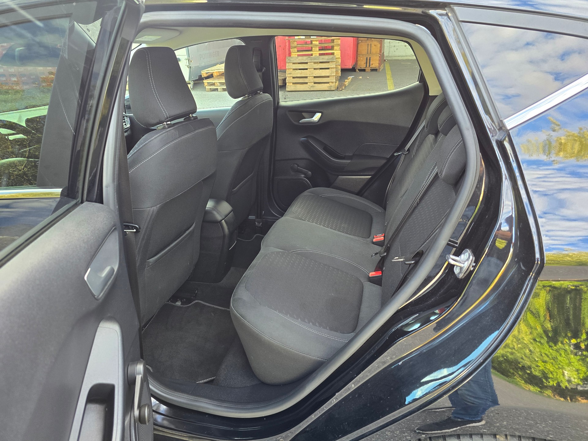 FORD Fiesta 1.0 SCTi Titanium-image-14
