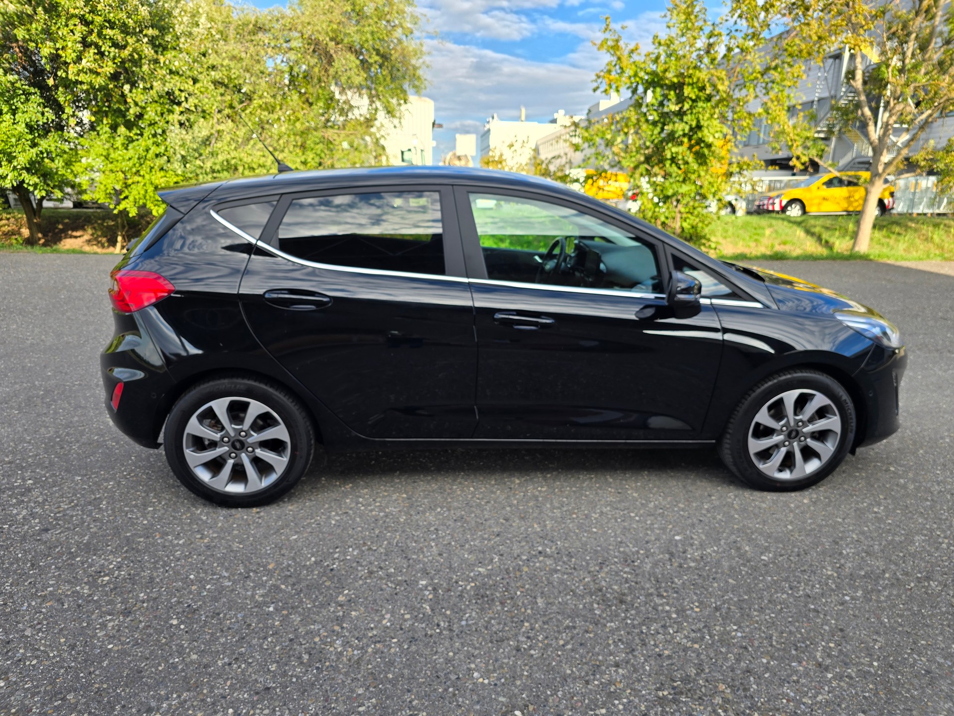 FORD Fiesta 1.0 SCTi Titanium-image-8