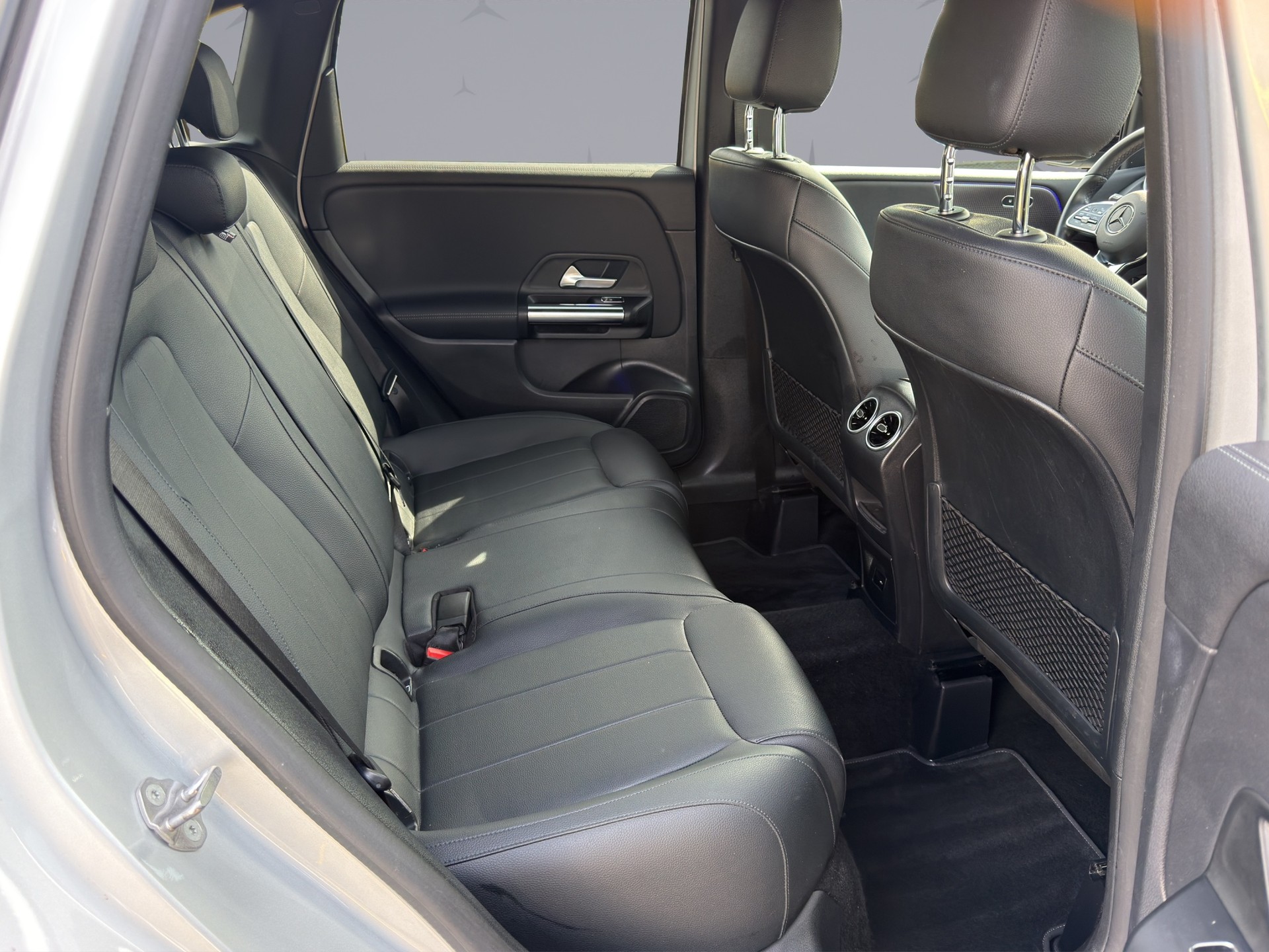 MERCEDES-BENZ B-Klasse W247 B 200 Night Star Progressive-image-14