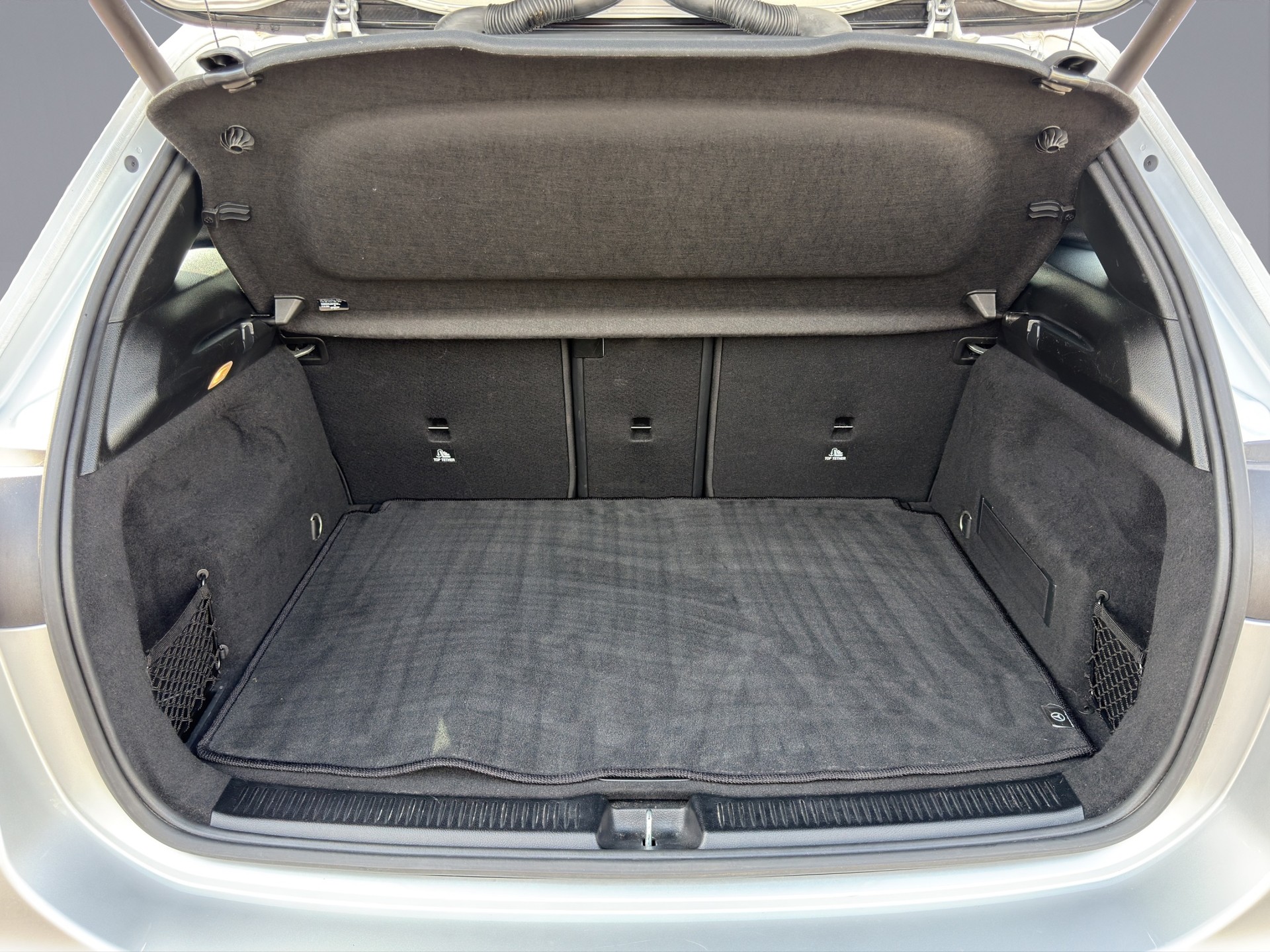 MERCEDES-BENZ B-Klasse W247 B 200 Night Star Progressive-image-15