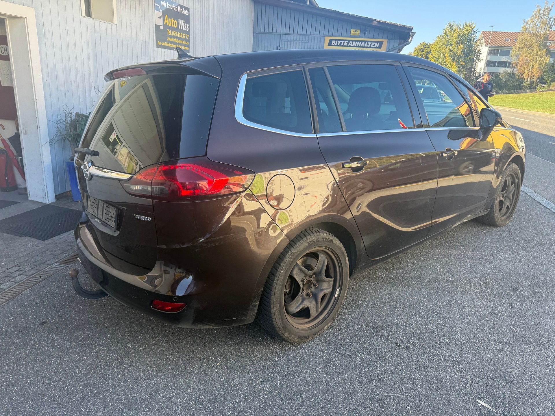 OPEL Zafira Tourer 1.6i 16V Turbo Active Ed. Aut.-image-3