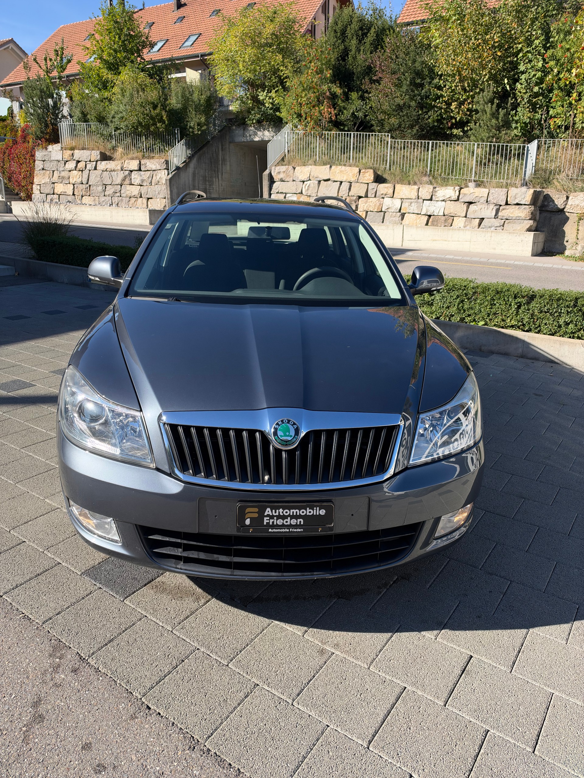 SKODA Octavia Combi 2.0 TDI Adventure 4x4 DSG-image-1