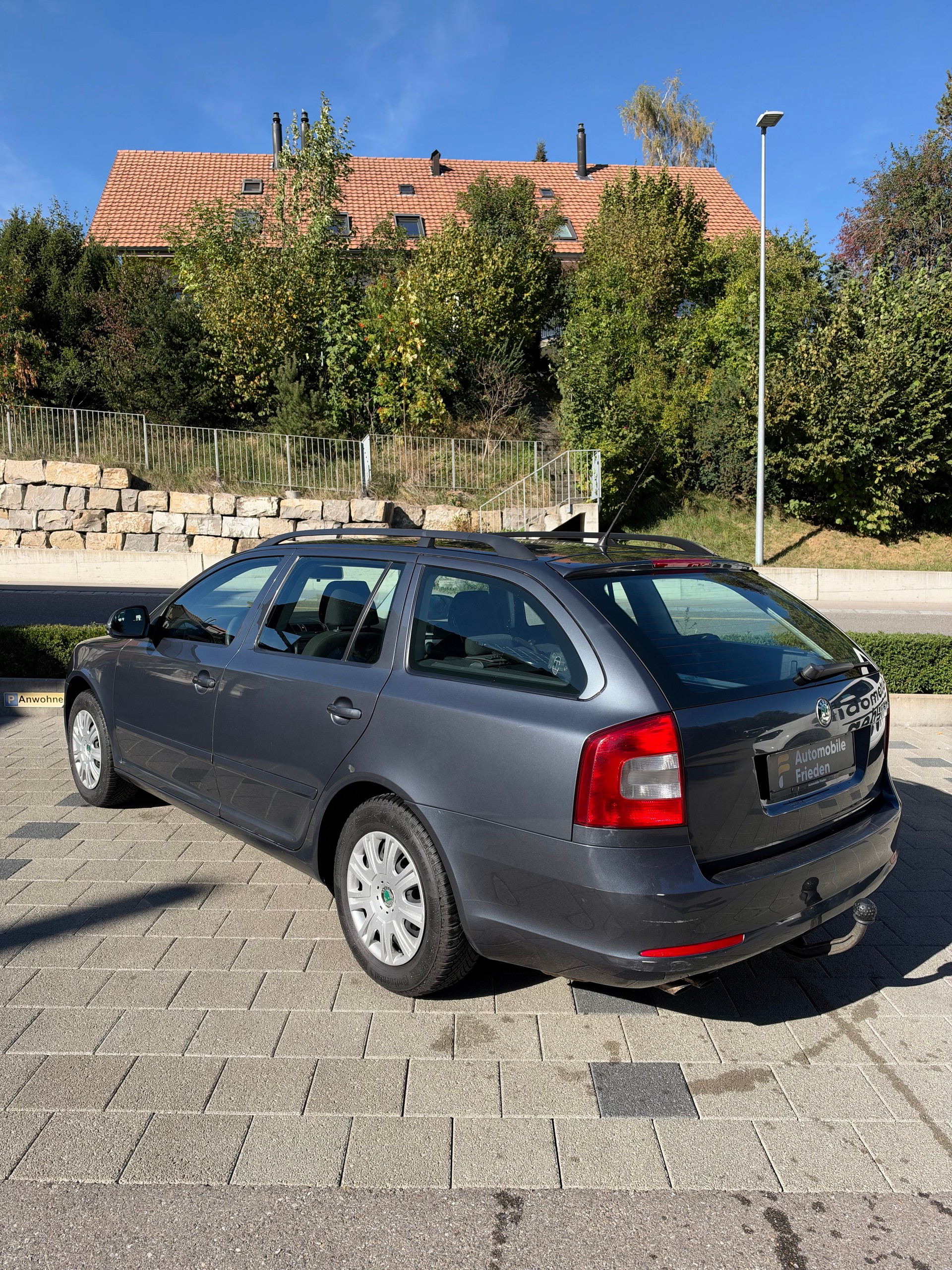 SKODA Octavia Combi 2.0 TDI Adventure 4x4 DSG-image-4