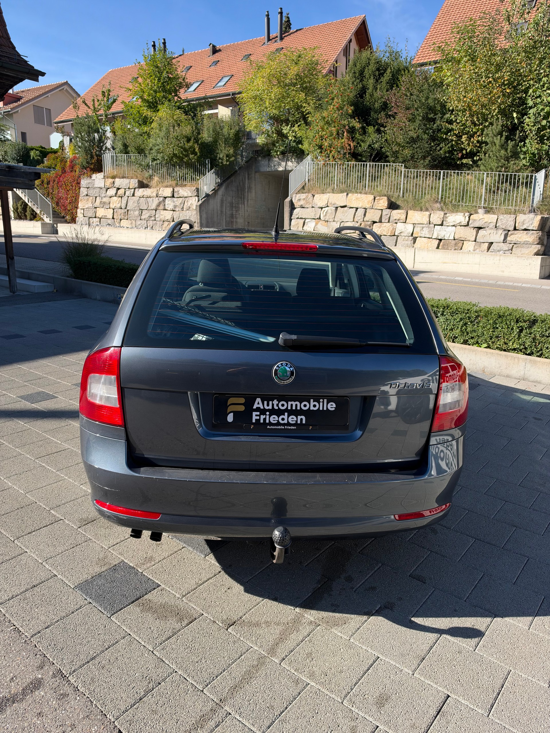 SKODA Octavia Combi 2.0 TDI Adventure 4x4 DSG-image-5