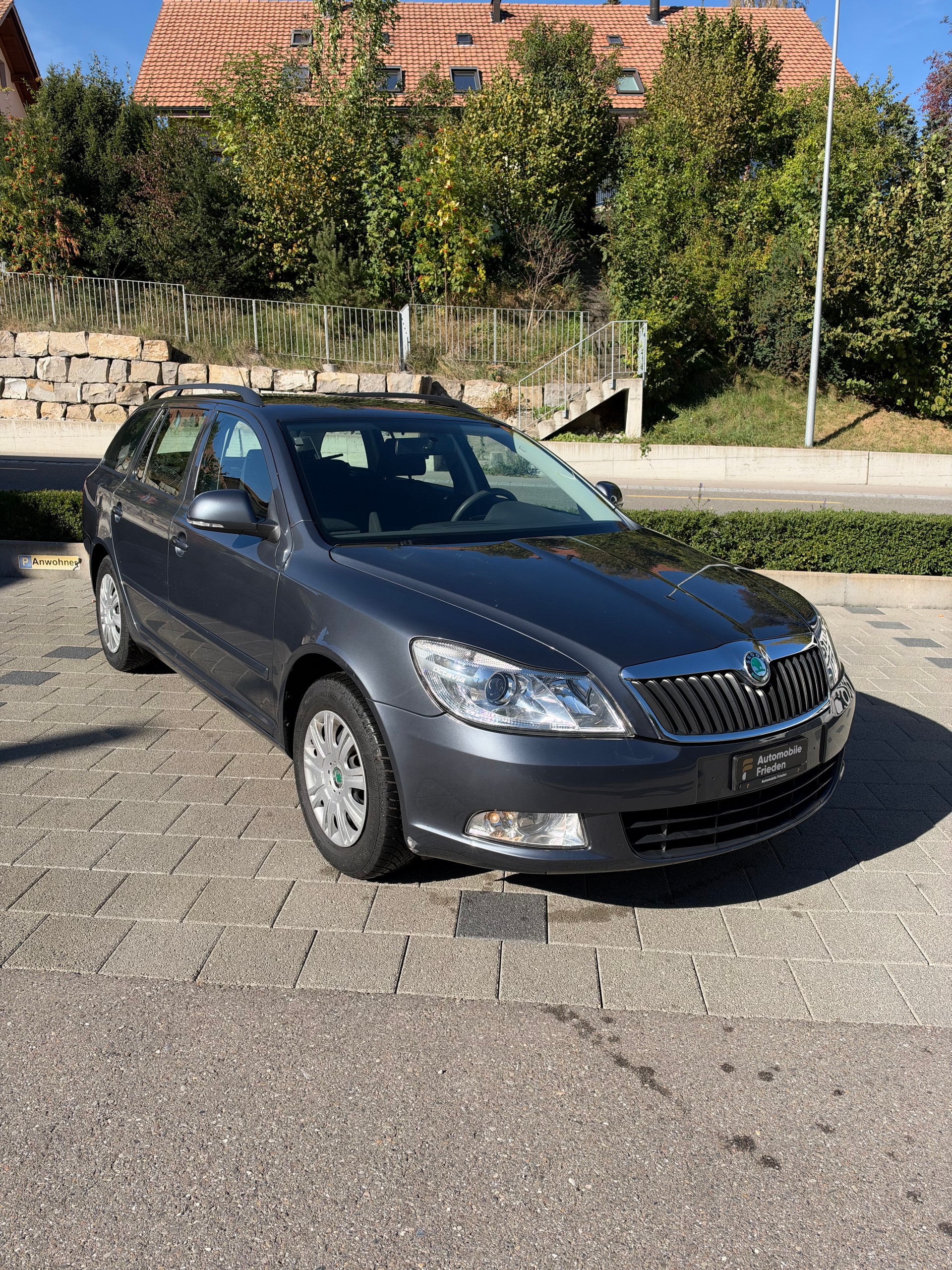 SKODA Octavia Combi 2.0 TDI Adventure 4x4 DSG-image-0