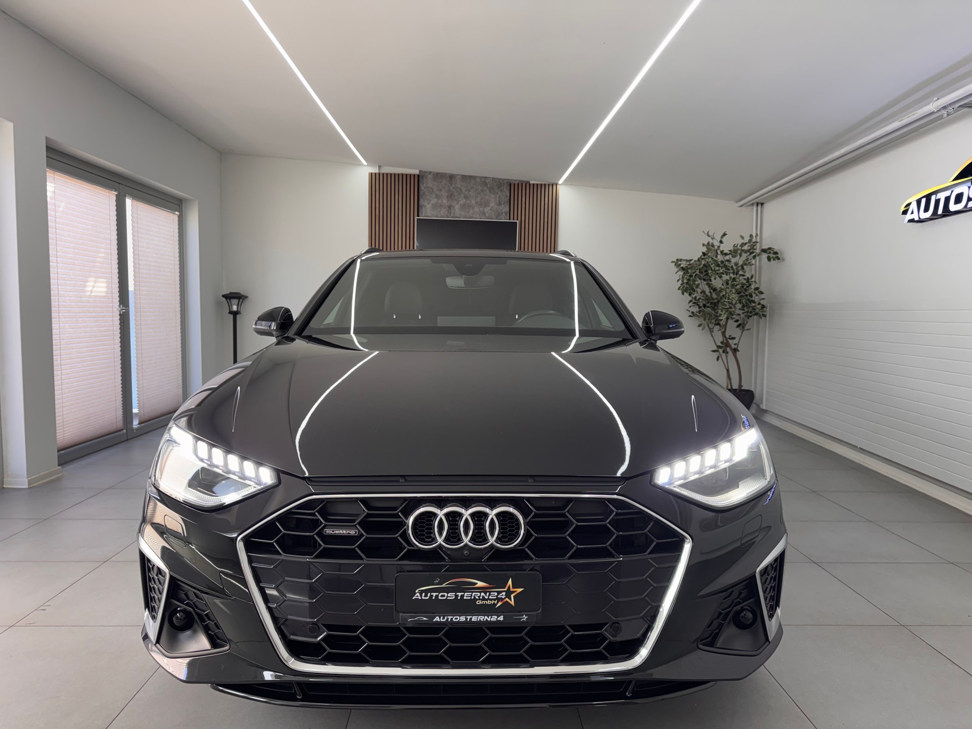 AUDI A4 Avant 40 TDI S line quattro S-tronic*CH-Fahrzeug*-image-2