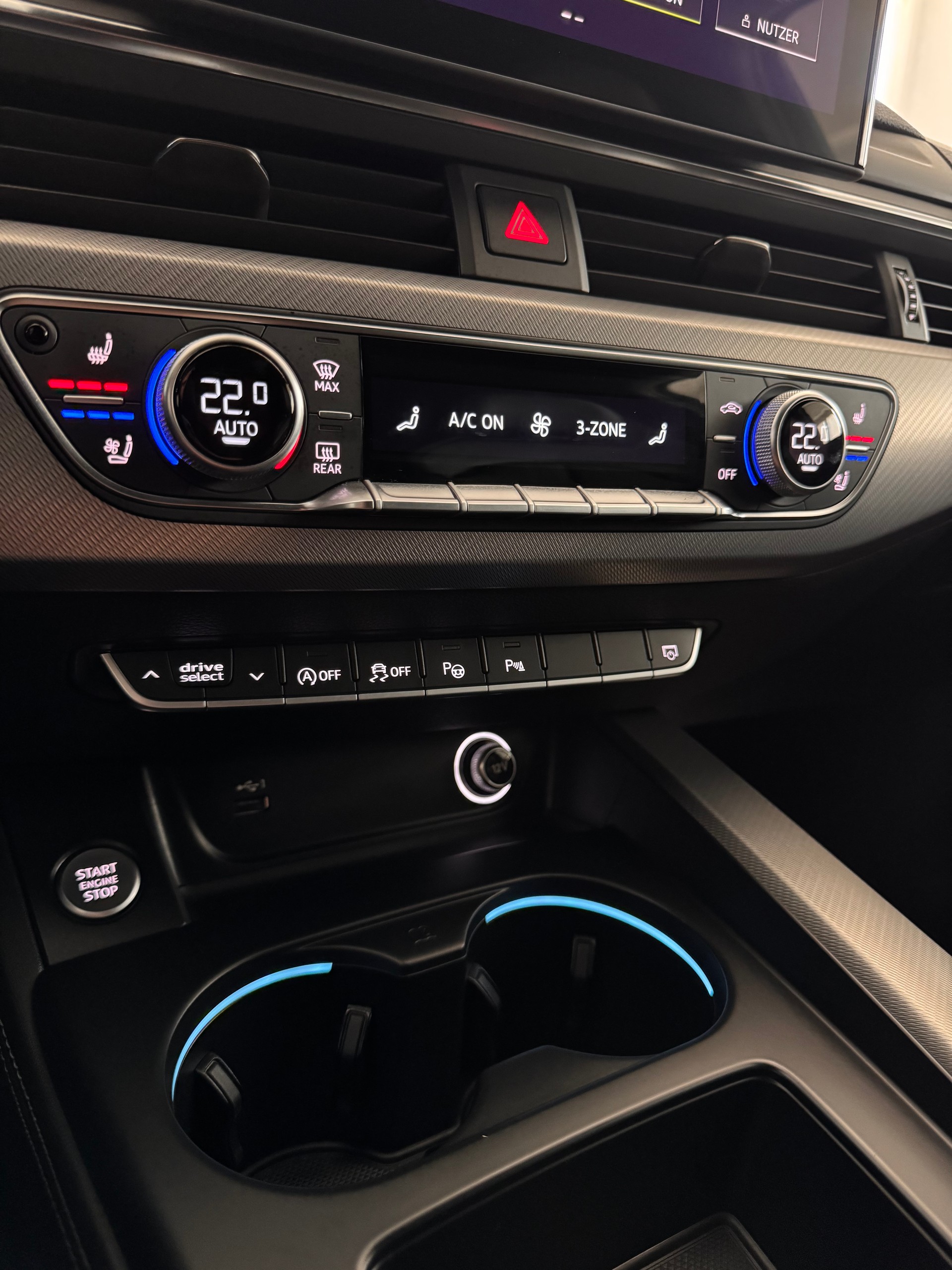 AUDI A4 Avant 40 TDI S line quattro S-tronic*CH-Fahrzeug*-image-27