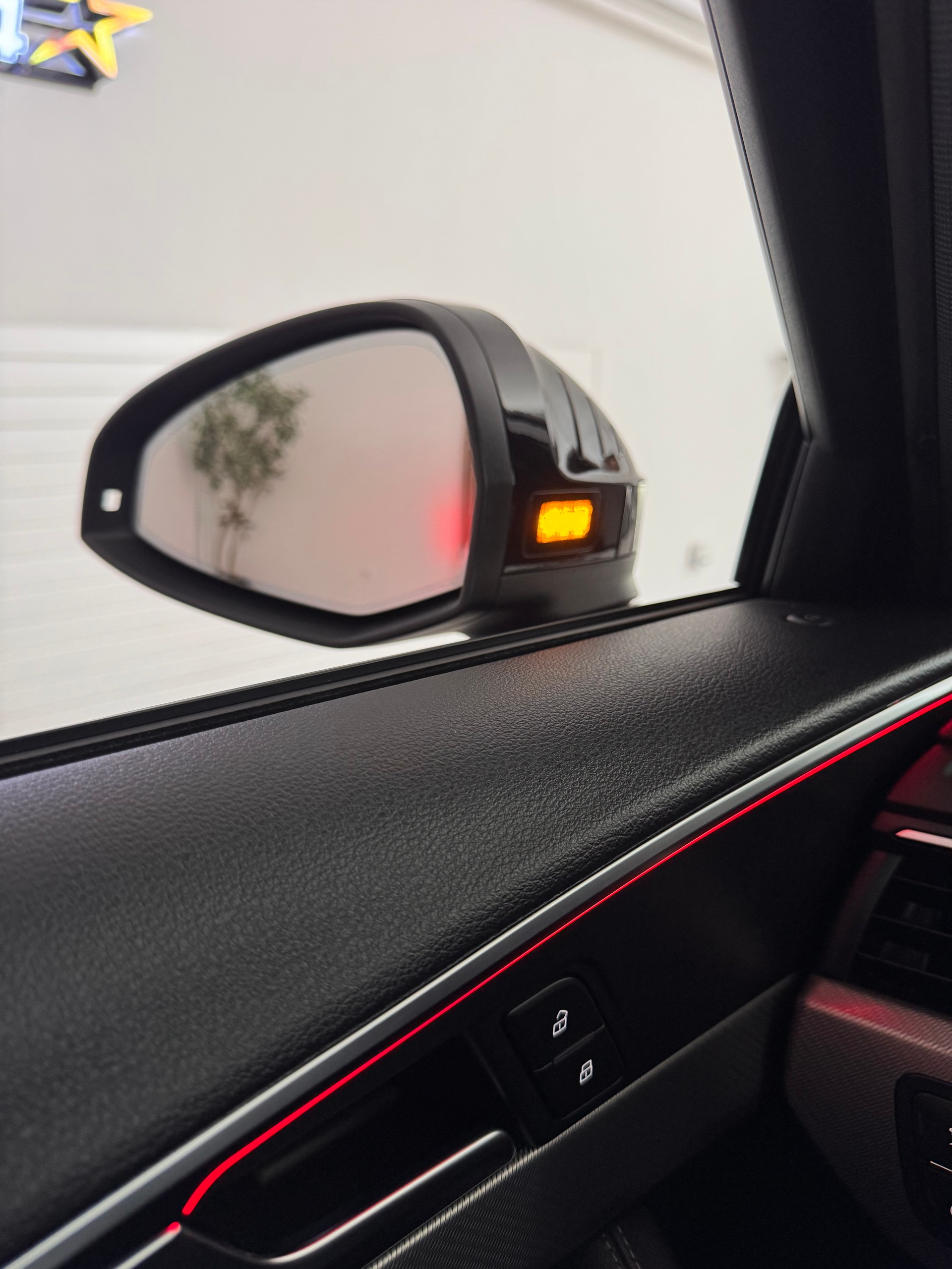 AUDI A4 Avant 40 TDI S line quattro S-tronic*CH-Fahrzeug*-image-29