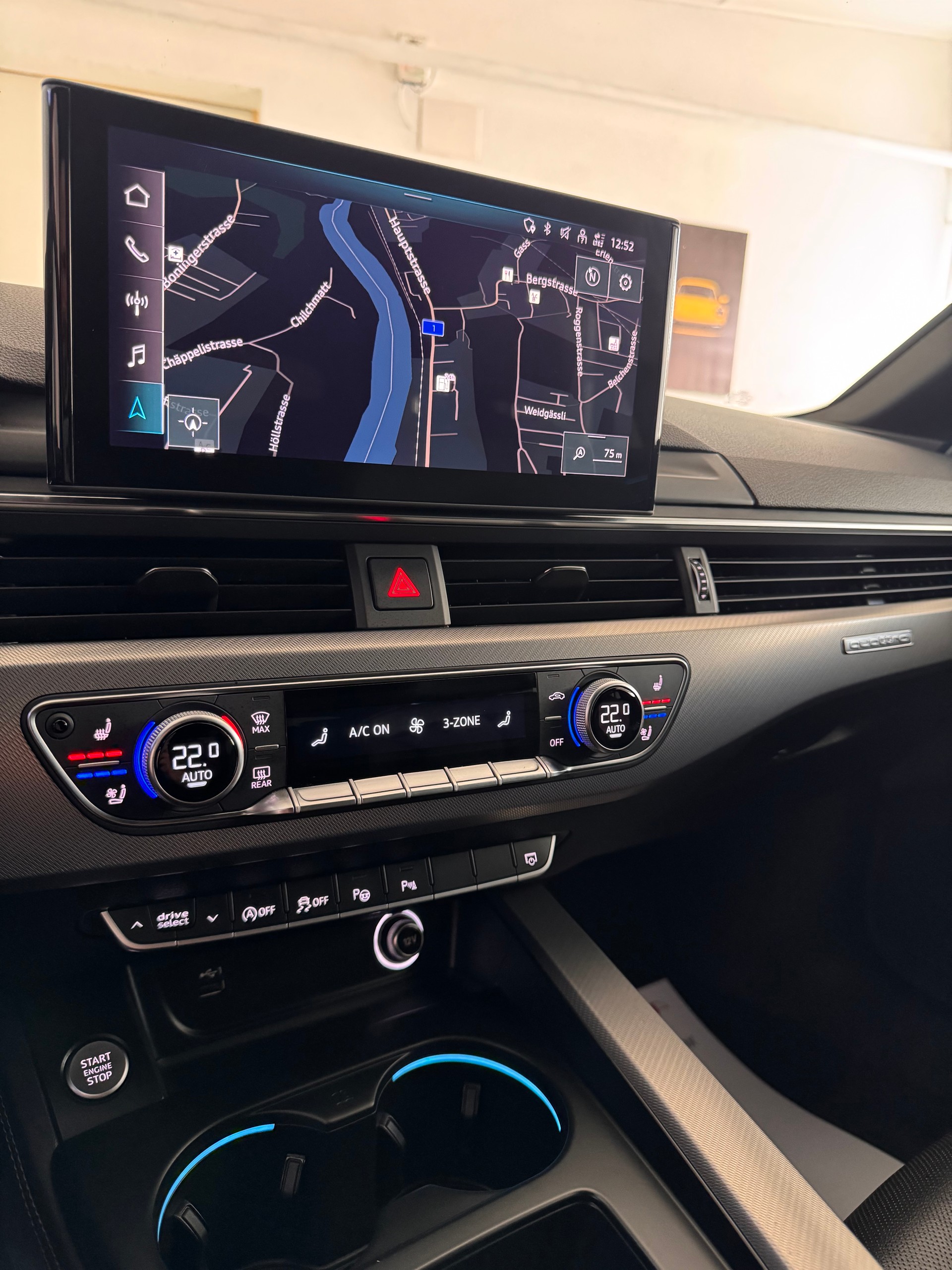 AUDI A4 Avant 40 TDI S line quattro S-tronic*CH-Fahrzeug*-image-18
